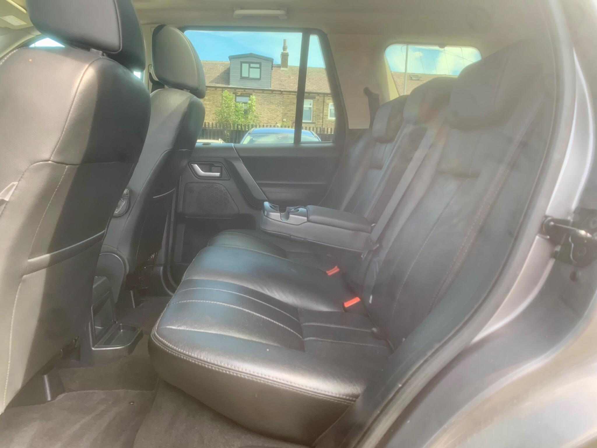 Land Rover Freelander 2 view 36