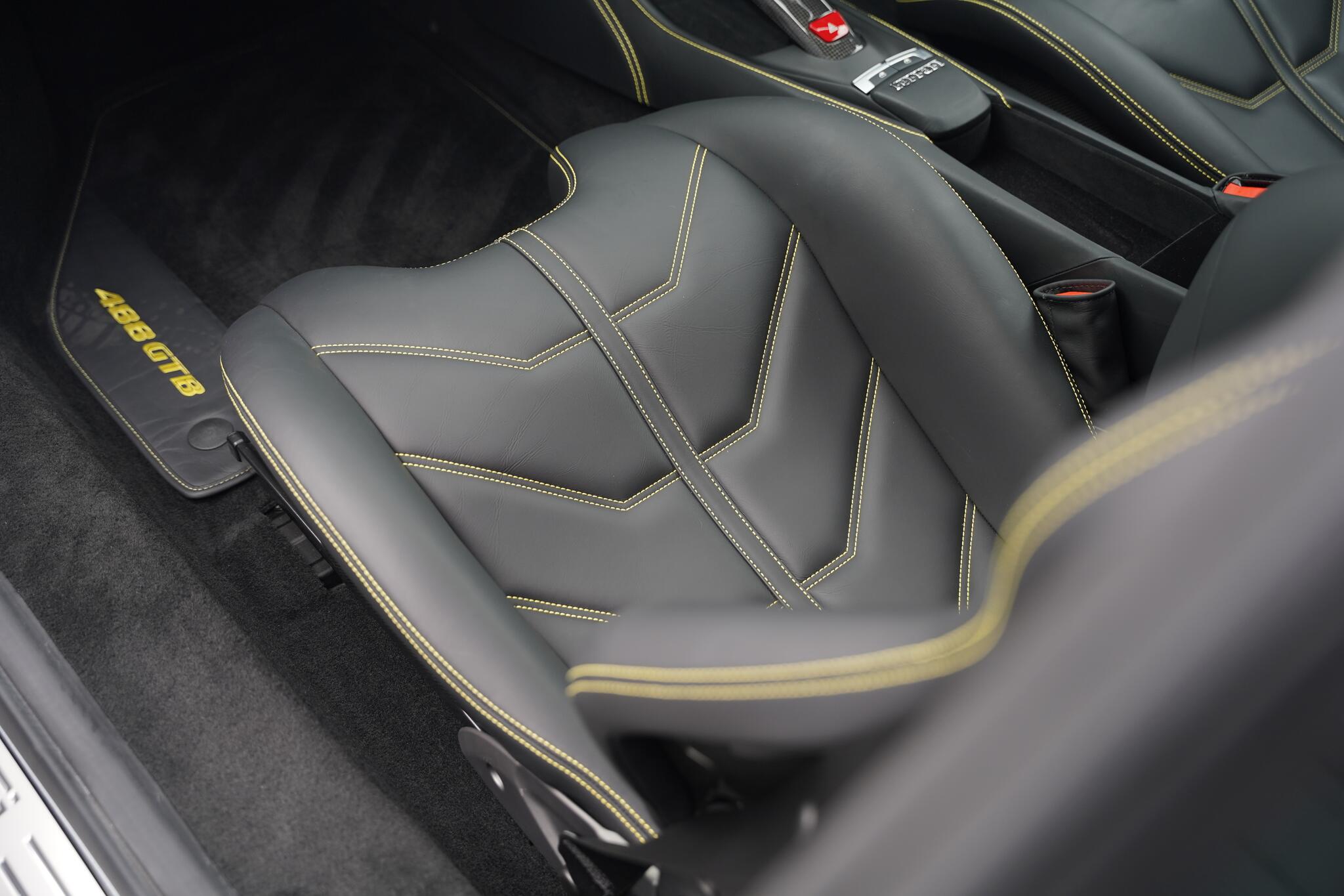 Ferrari 488 view 20