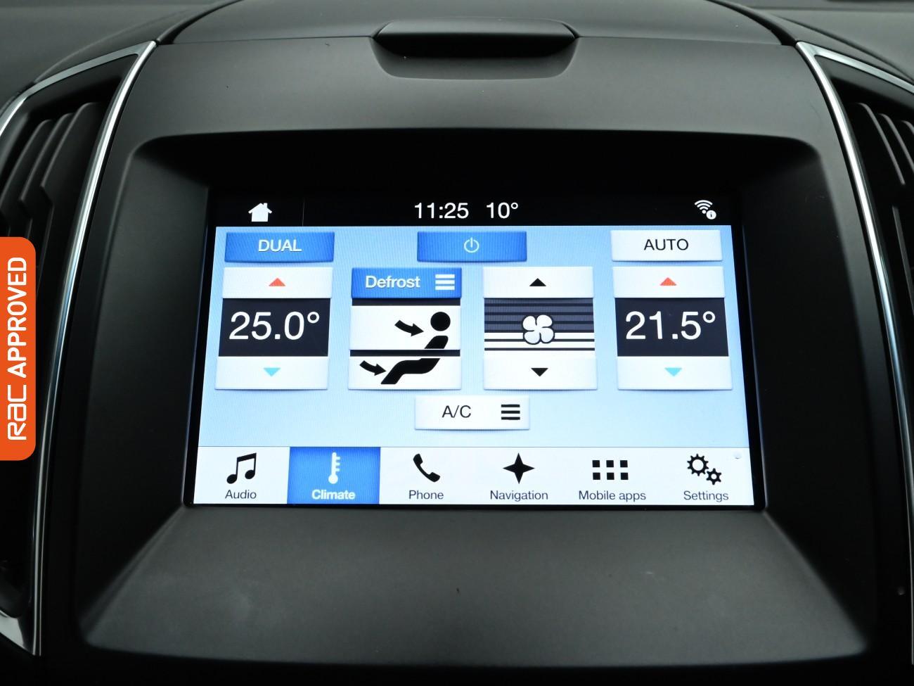 Ford Edge view 16