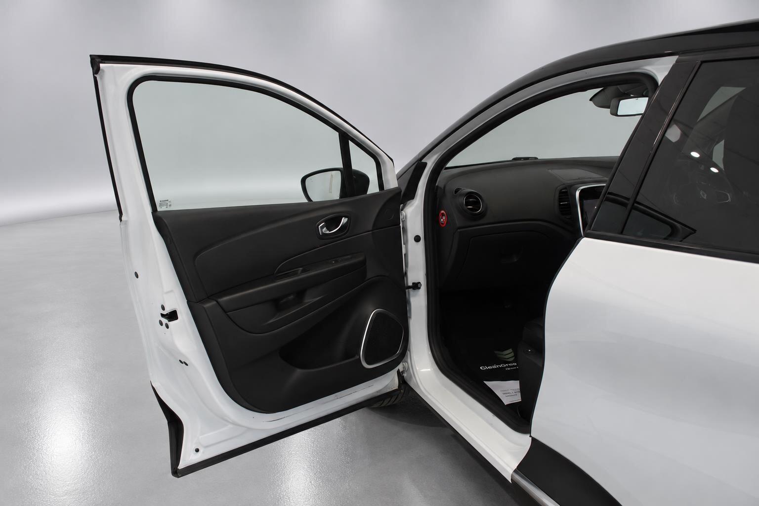 Renault Captur view 28