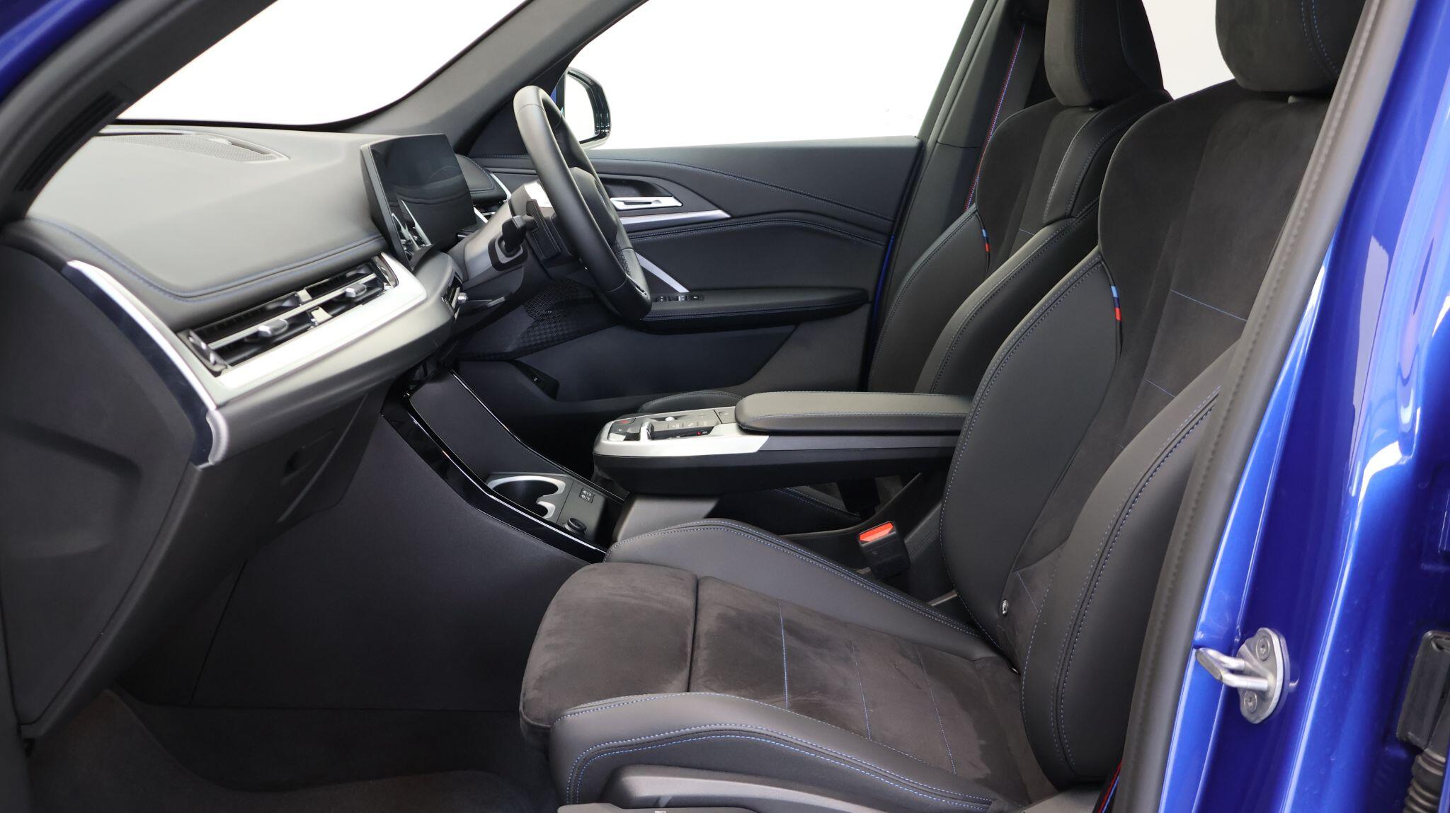 BMW iX1 view 49