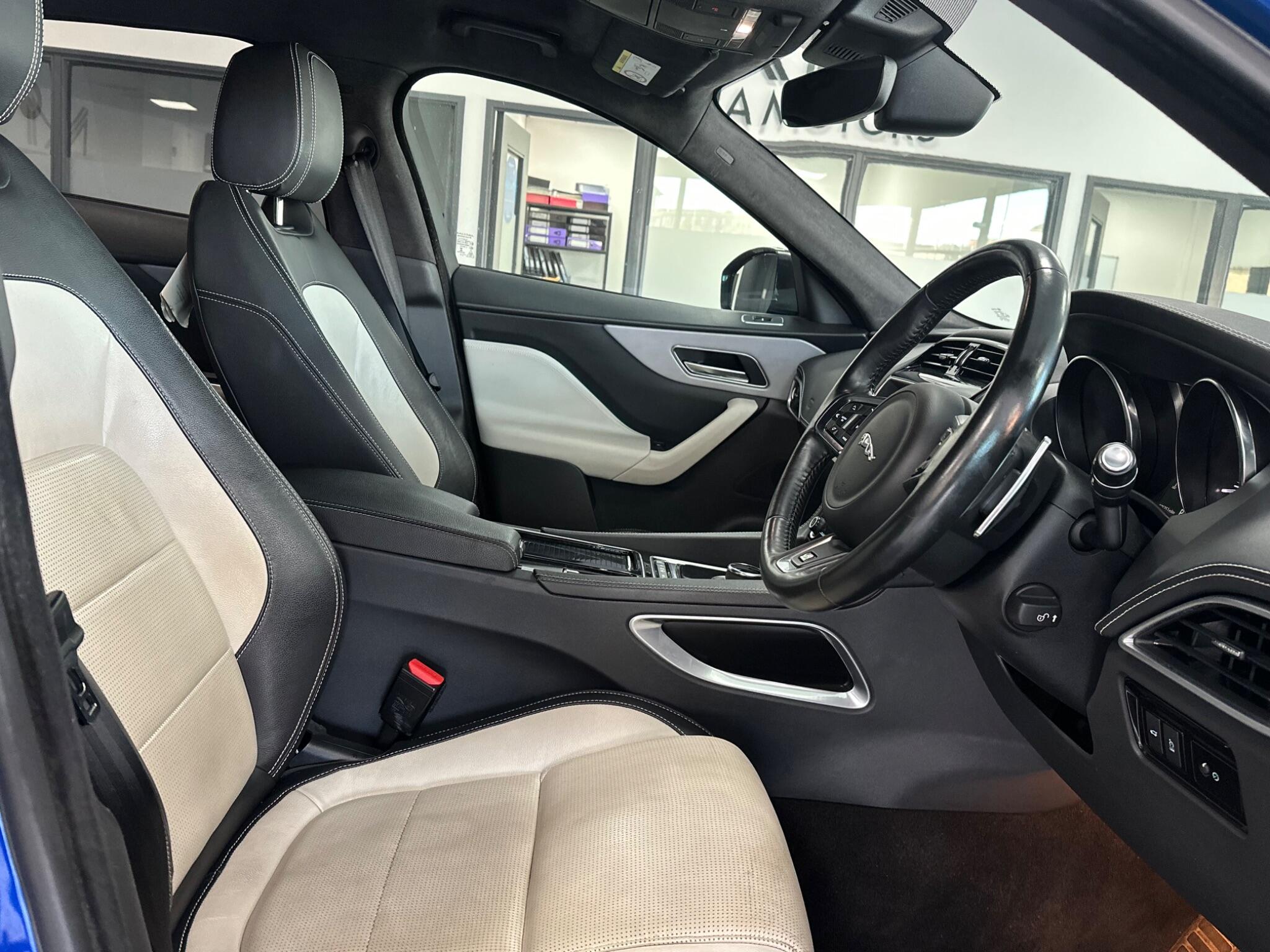 Jaguar F-Pace view 20