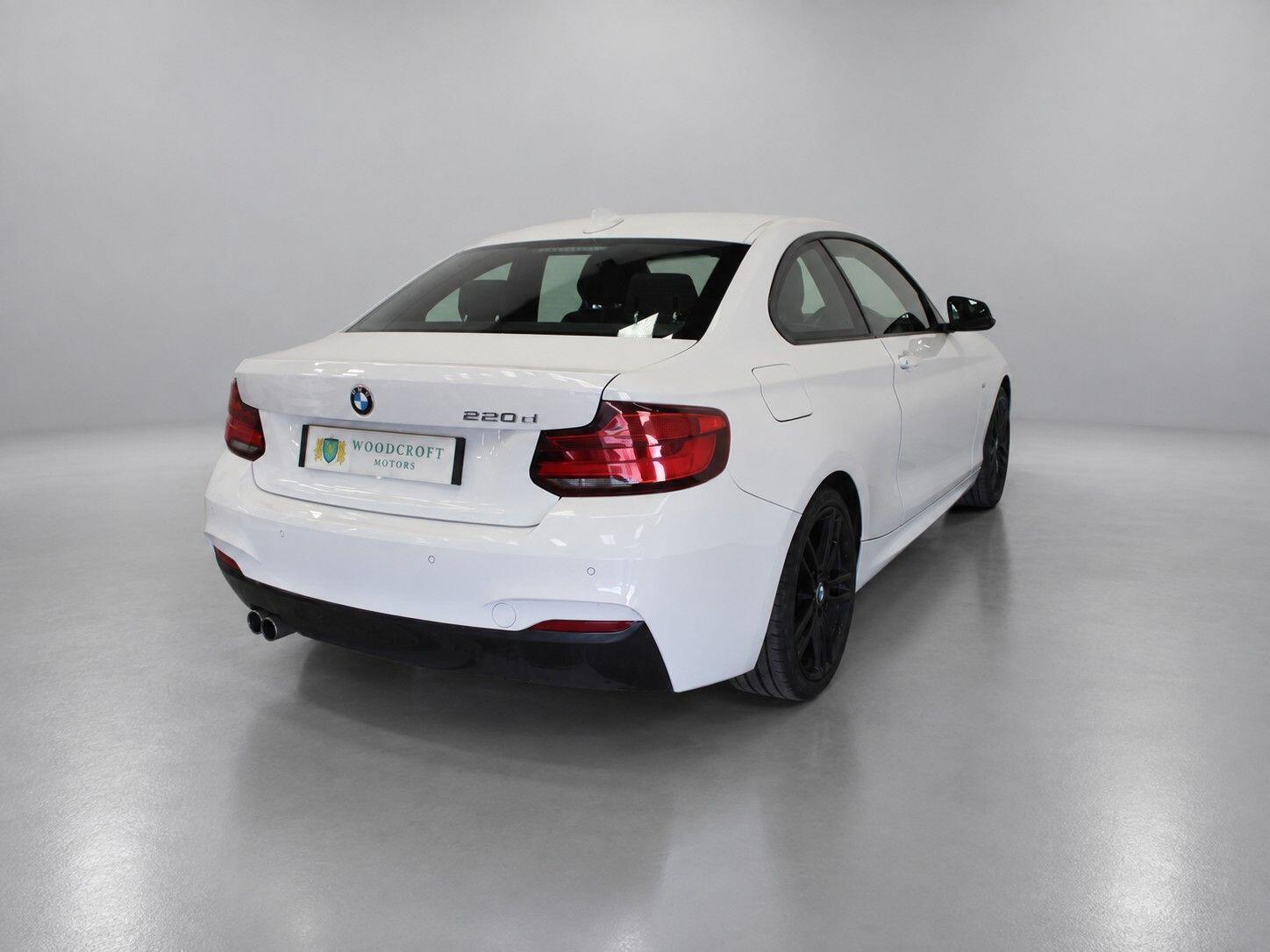 BMW 2 Series view 8
