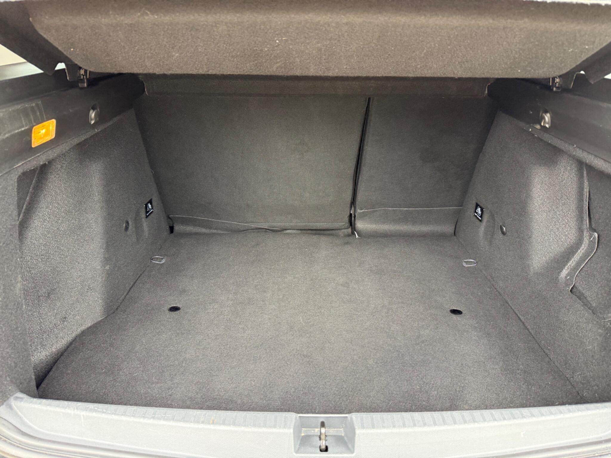 Dacia Duster view 13