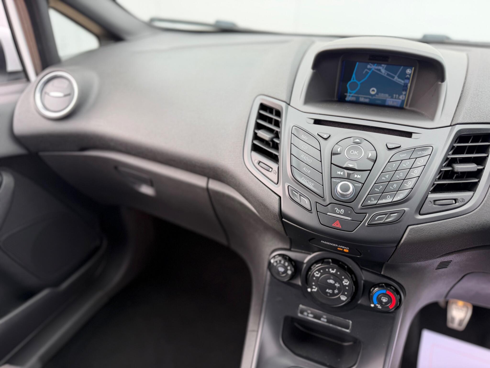 Ford Fiesta view 34