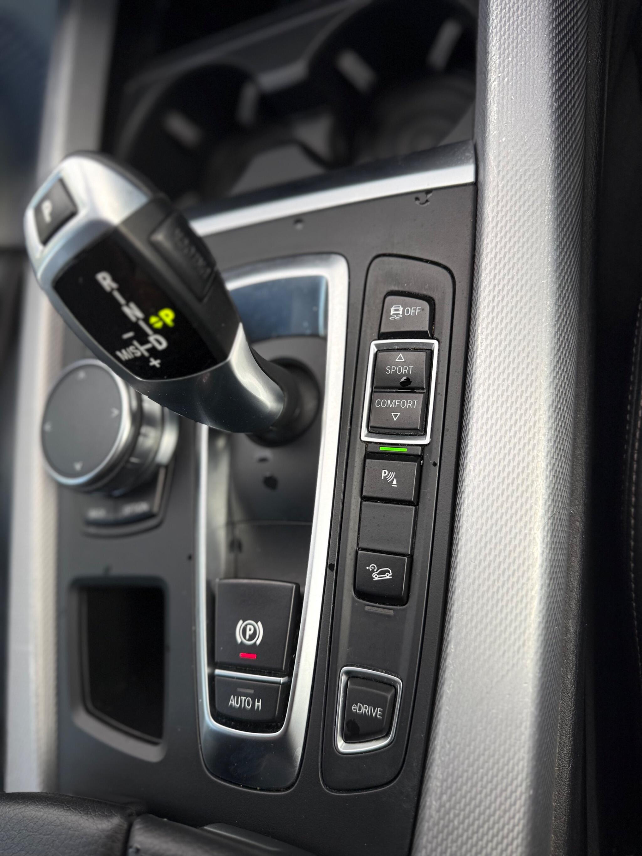 BMW X5 view 22