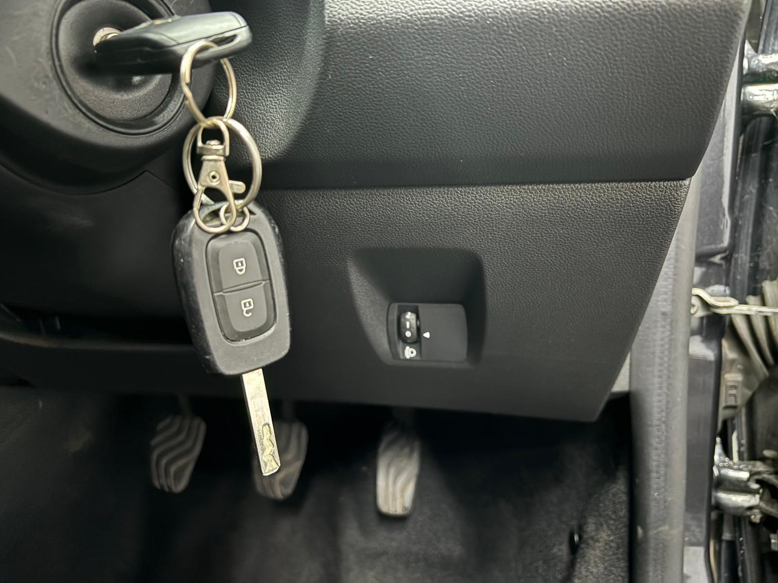 Dacia Duster view 17