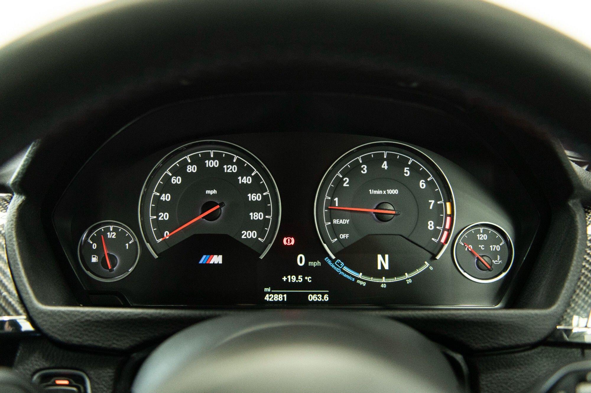 BMW M4 view 29