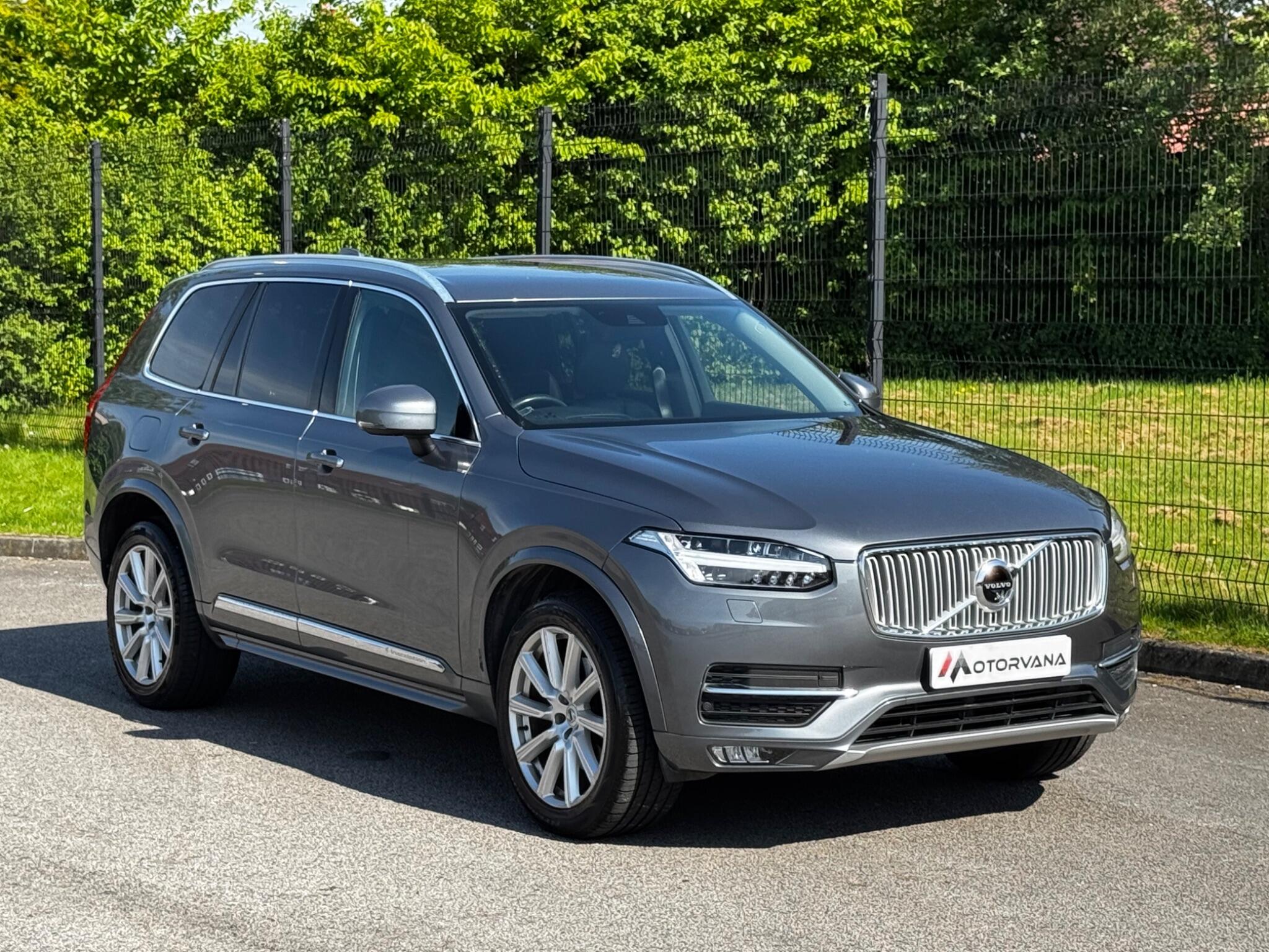 Volvo XC90 view 7