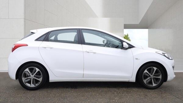 Hyundai I30 view 5