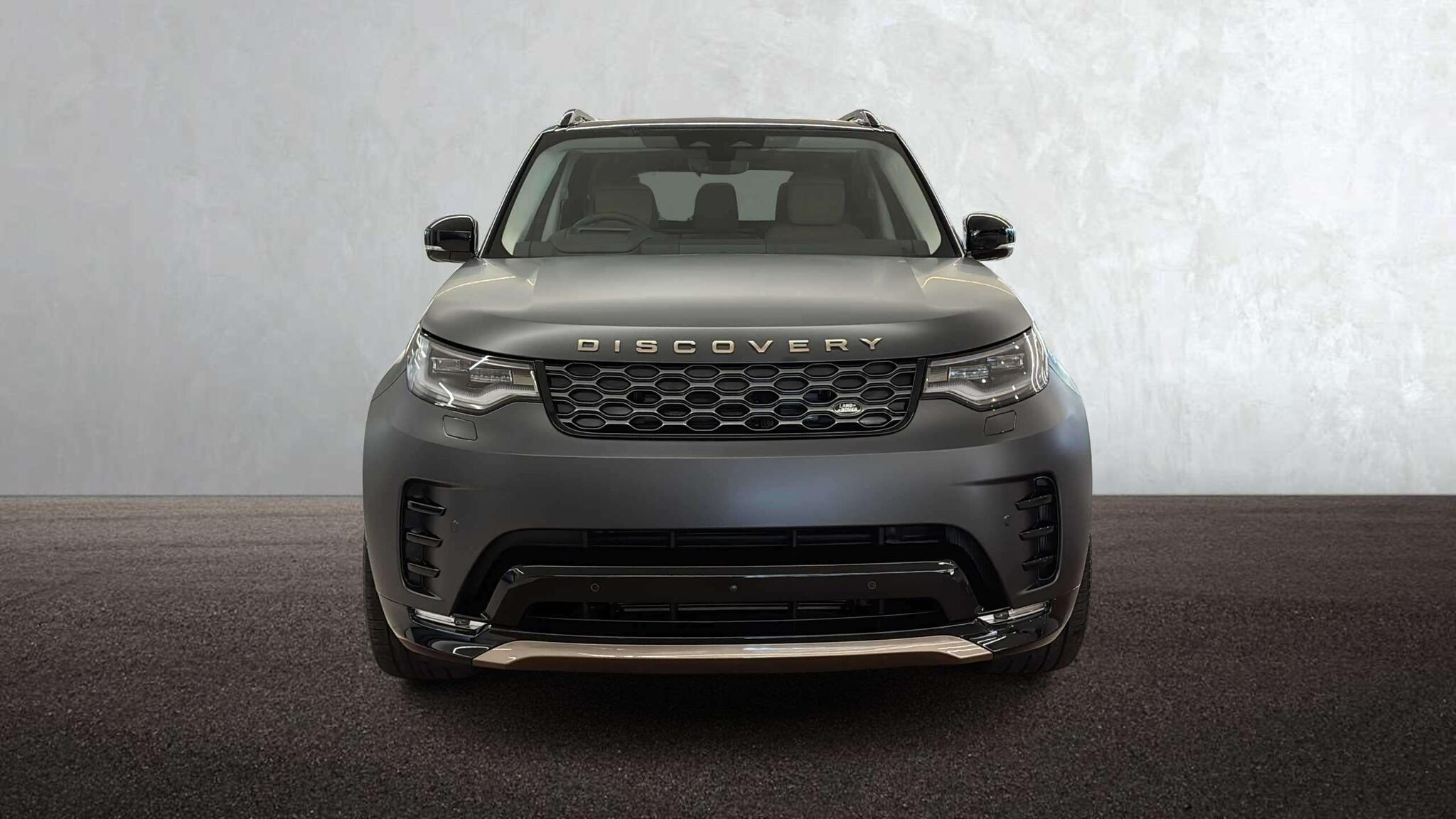 Land Rover Discovery view 7