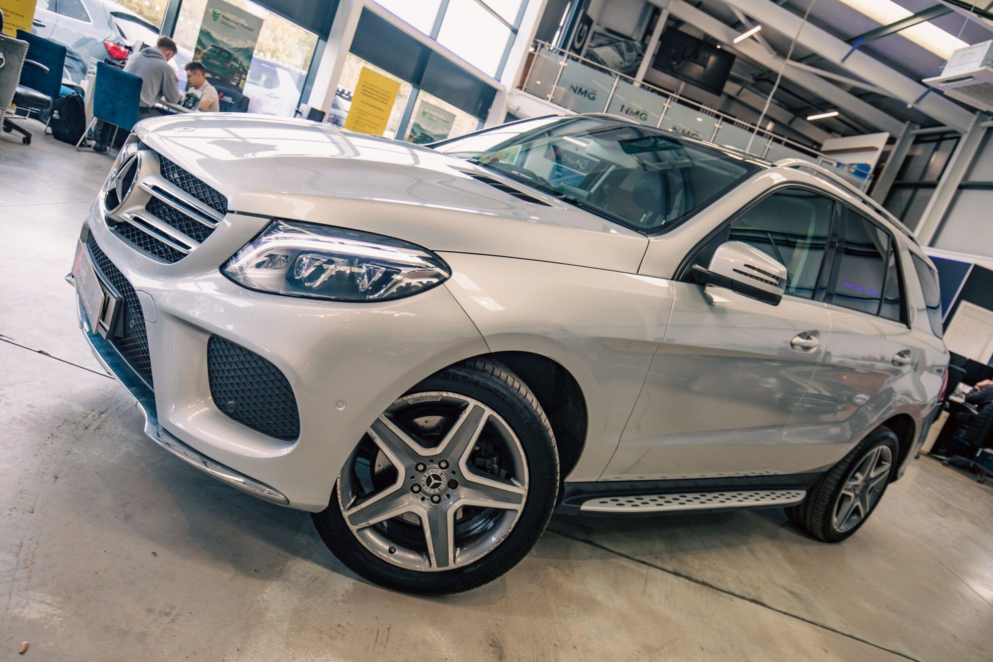 Mercedes-Benz GLE view 5