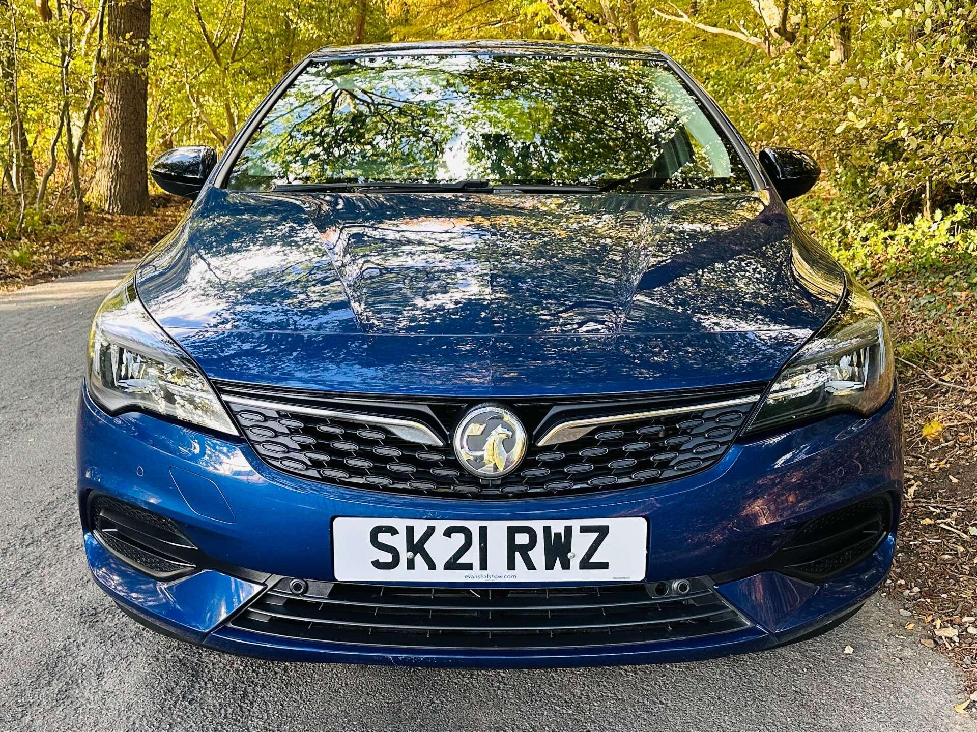 Vauxhall Astra view 3