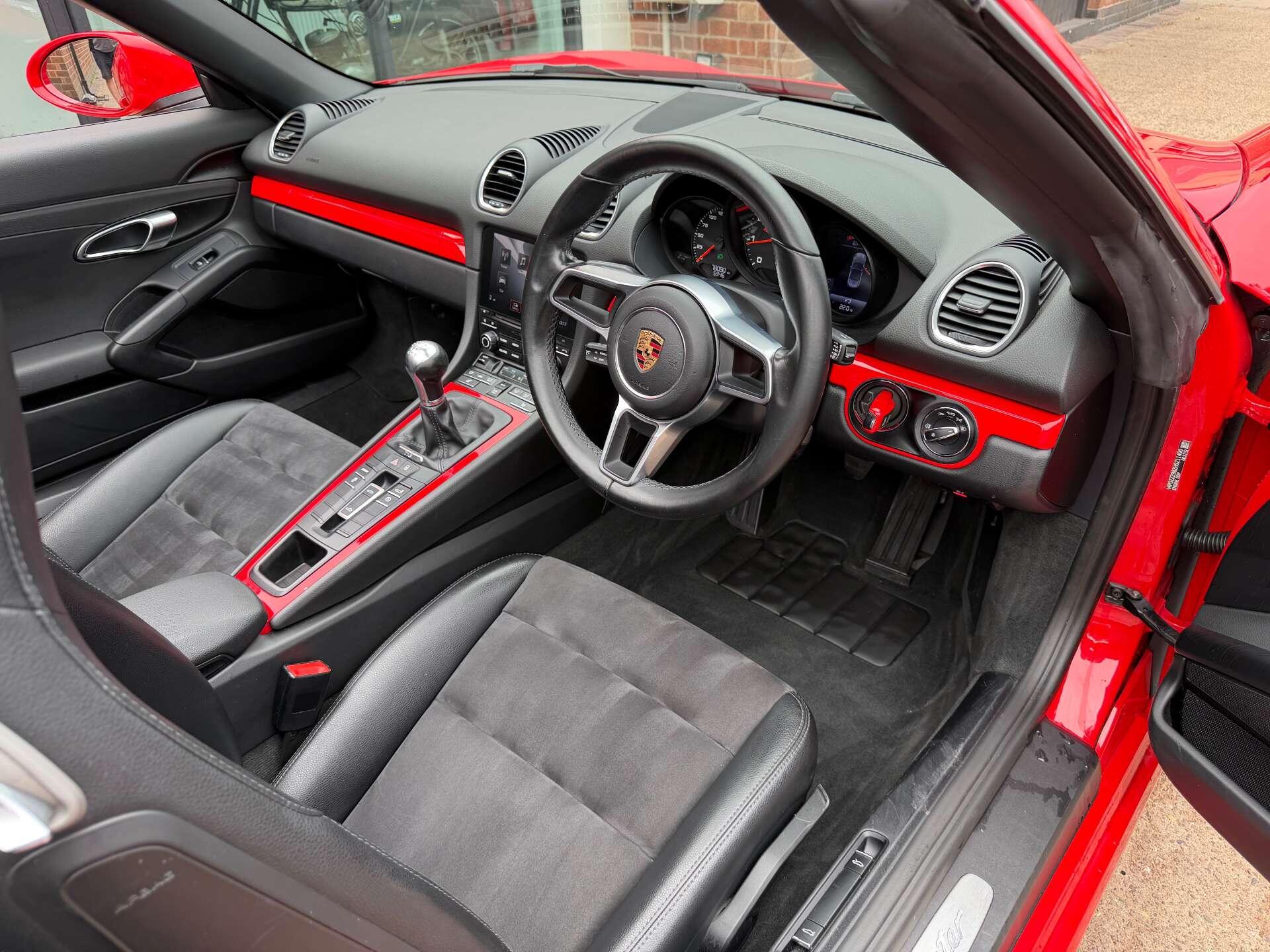 Porsche Boxster view 43