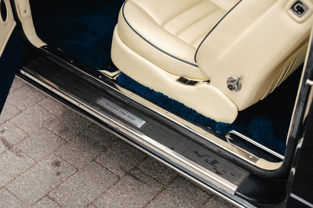 Bentley Continental view 23