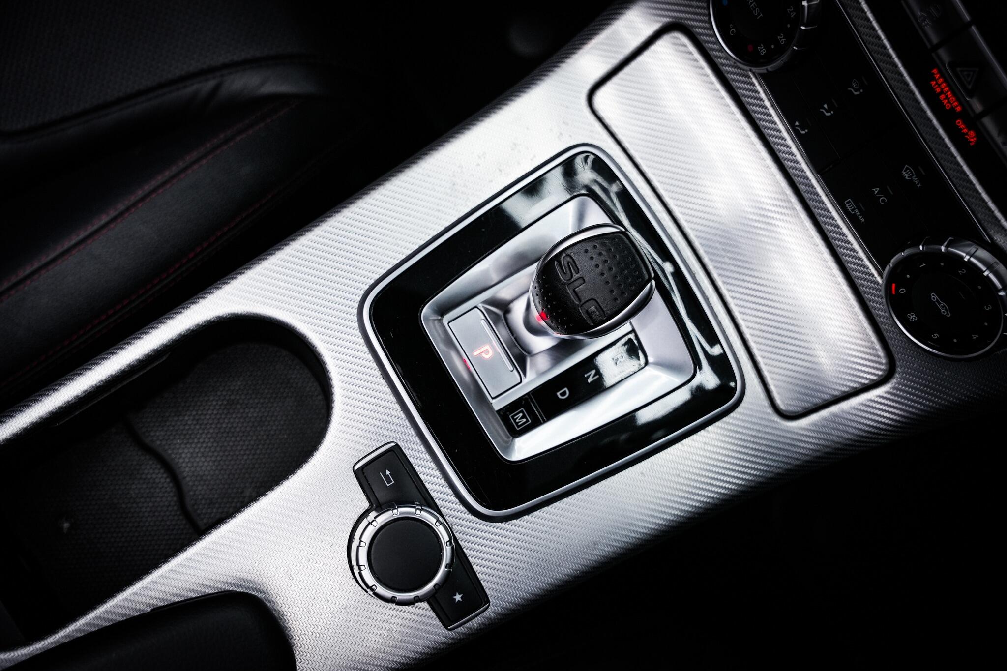 Mercedes-Benz SLC view 5