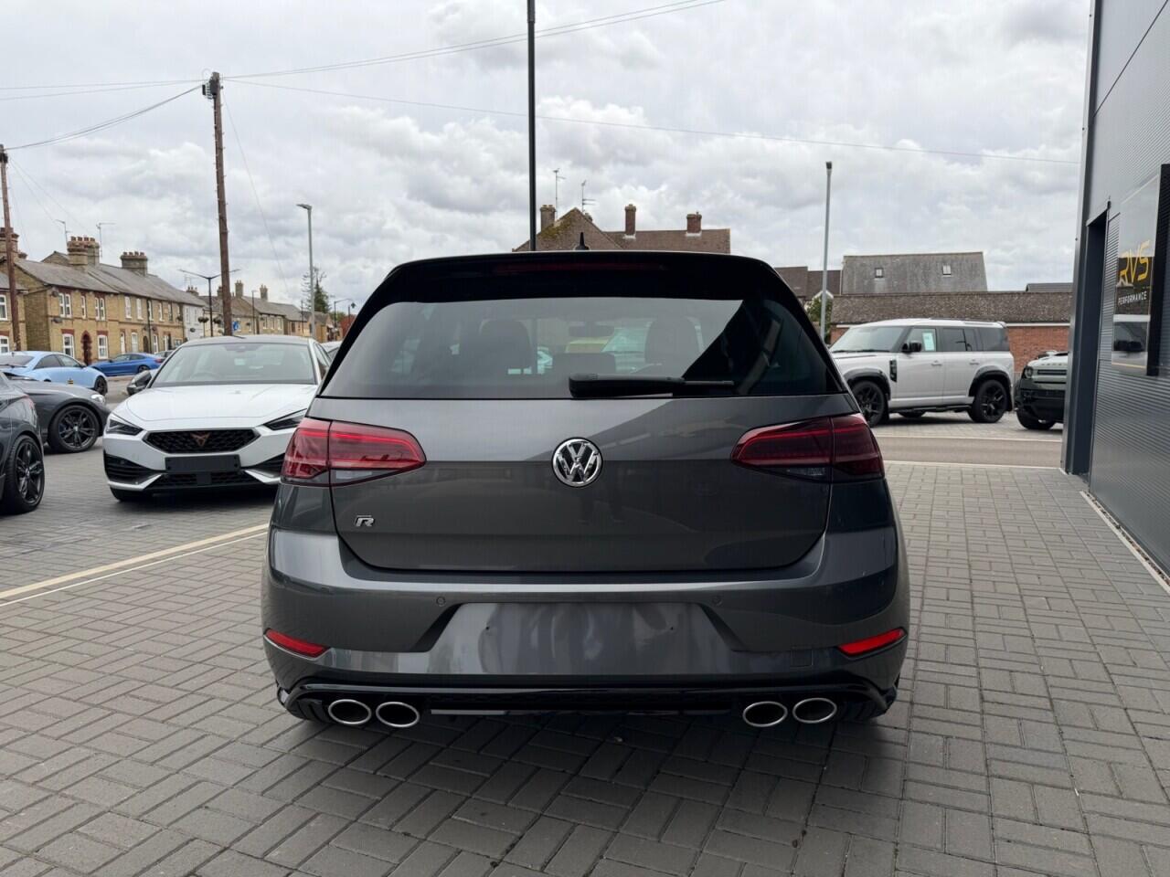Volkswagen Golf view 7