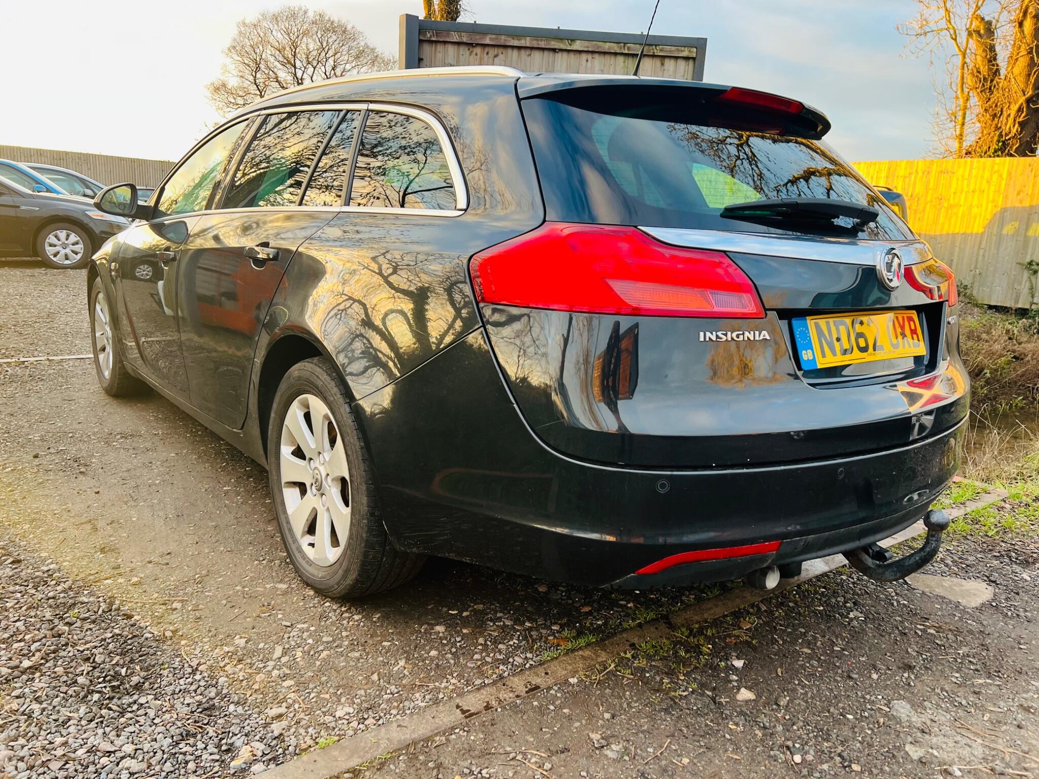 2013 Vauxhall Insignia 2.0 CDTi ecoFLEX SRi Sports Tourer Euro 5 (s/s) 5dr • 116,197 miles image 6