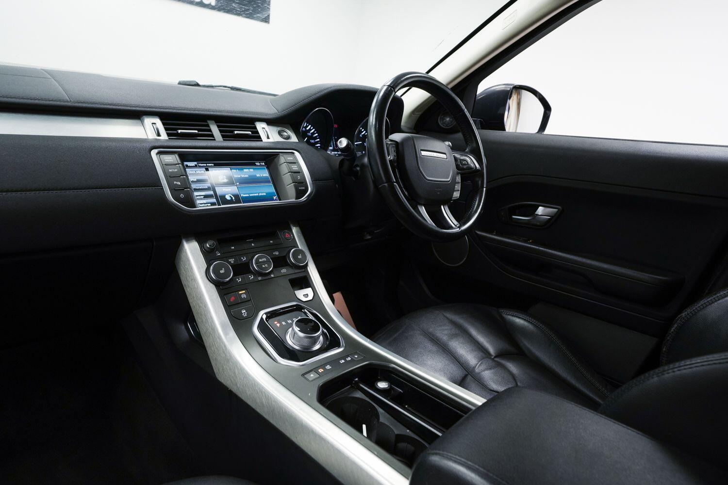 Land Rover Range Rover Evoque view 29
