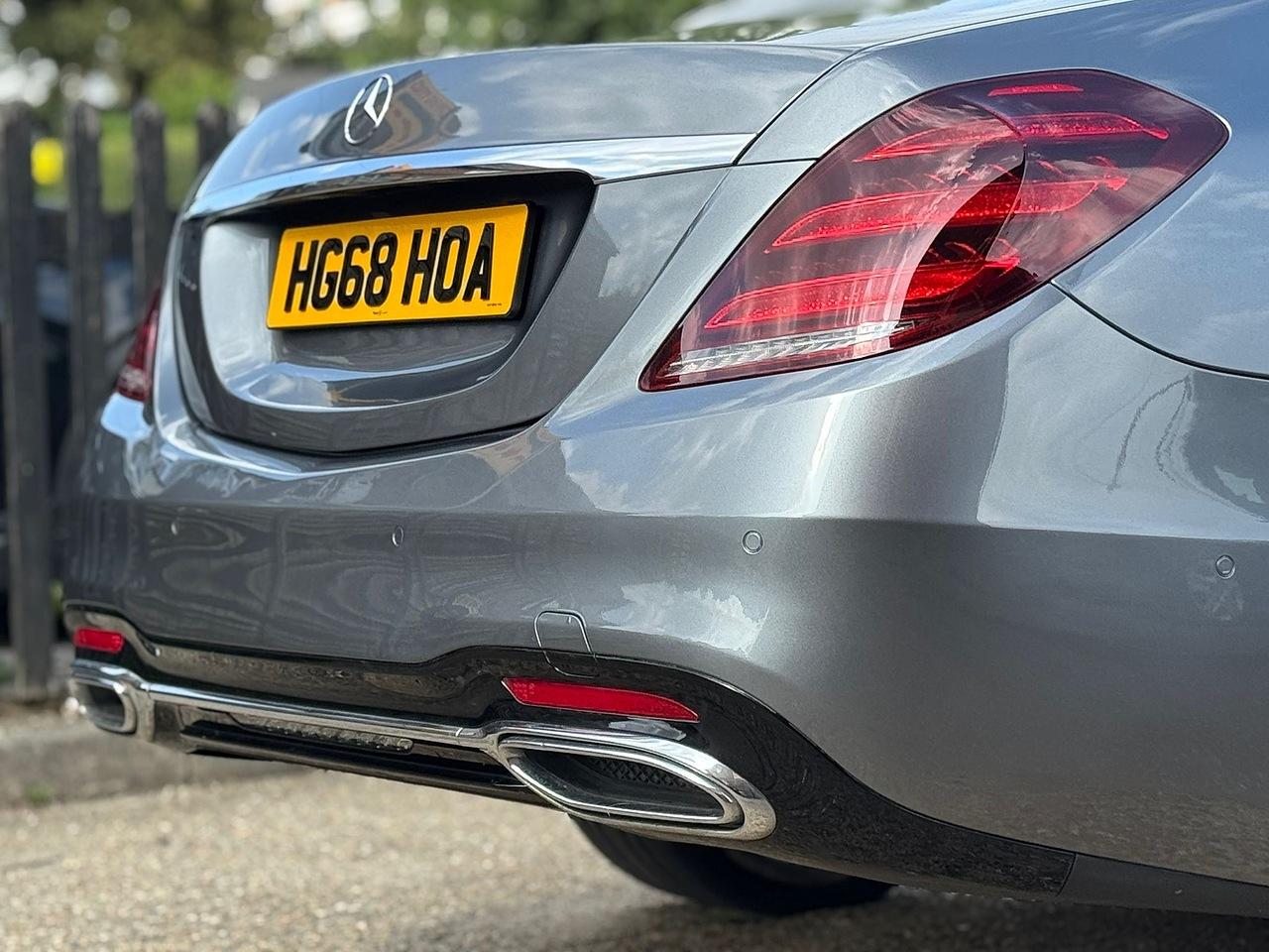 Mercedes-Benz S Class view 26