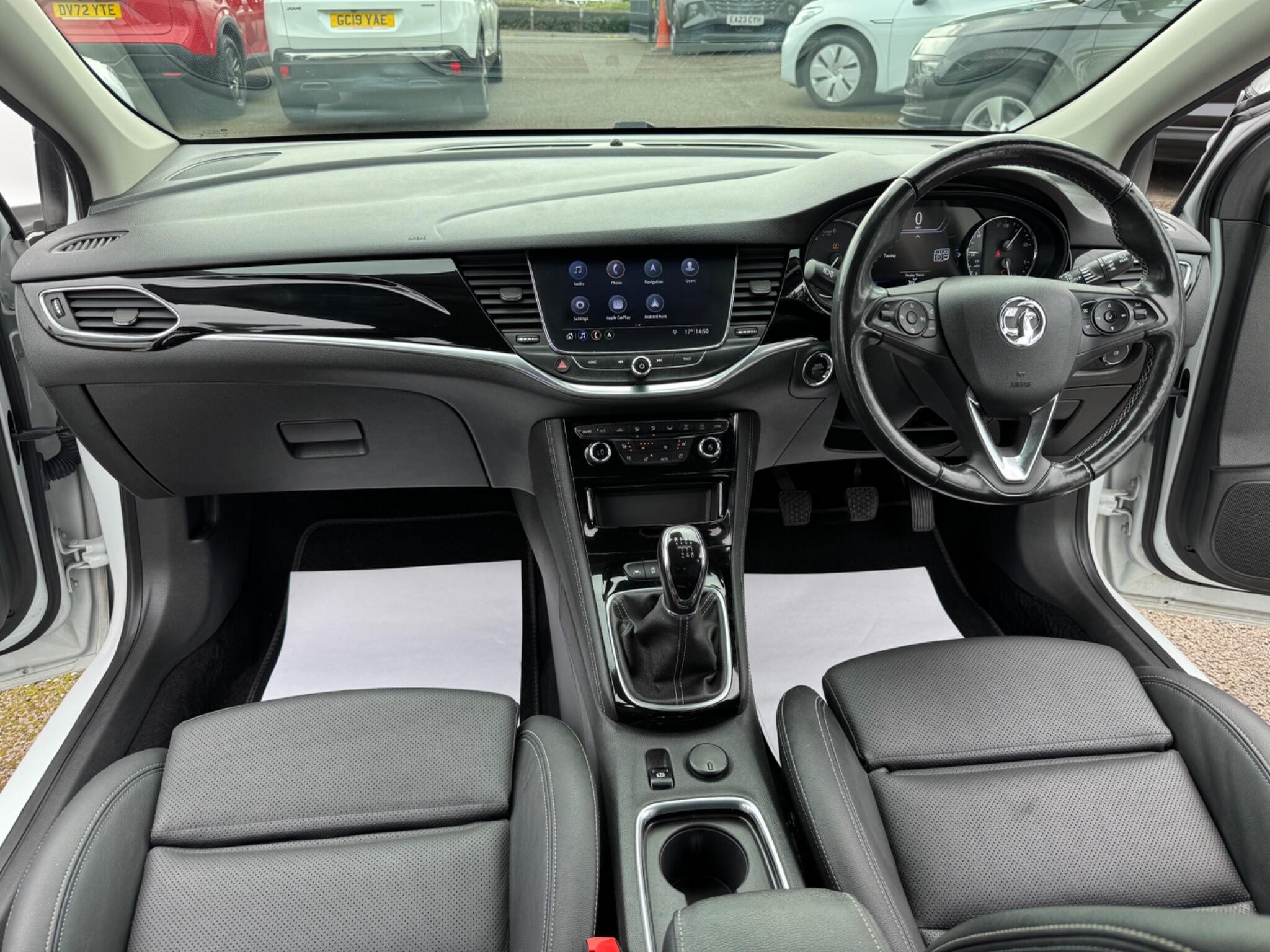 Vauxhall Astra view 4