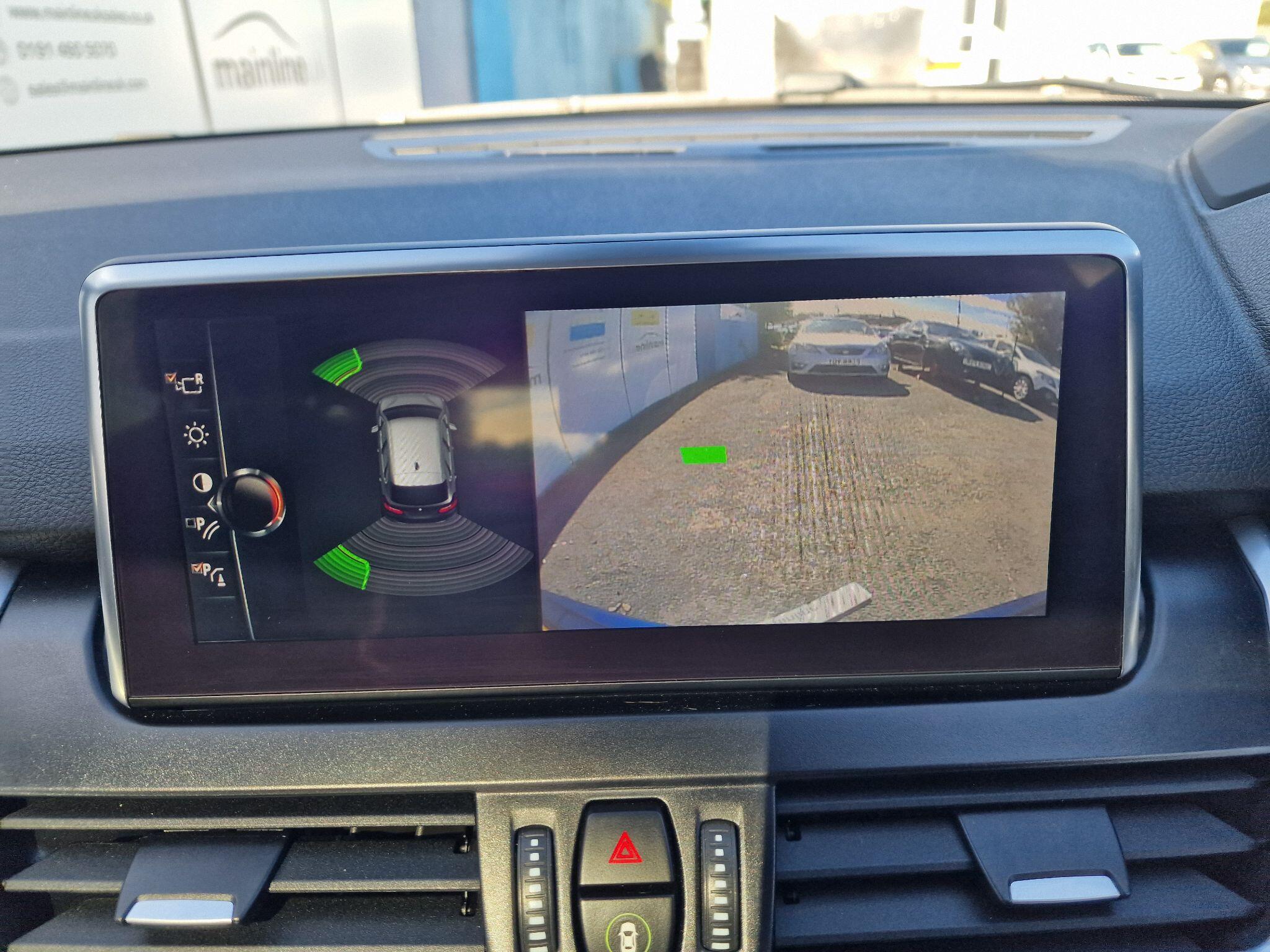 BMW 2 Series view 64