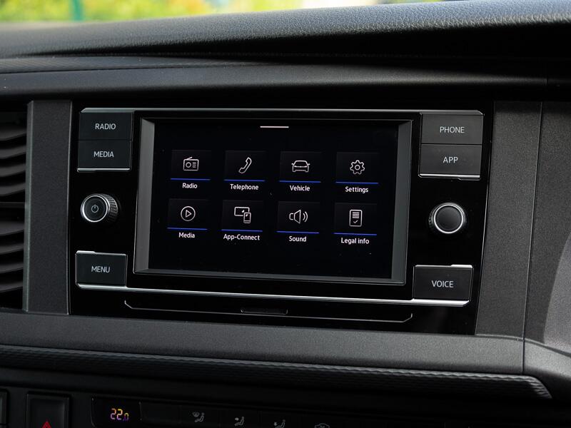 Volkswagen Transporter view 13