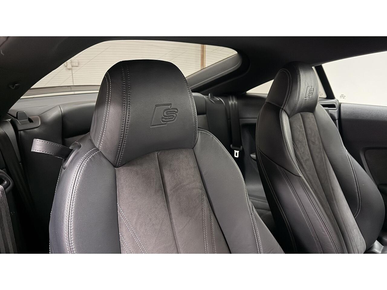 Audi TT view 17