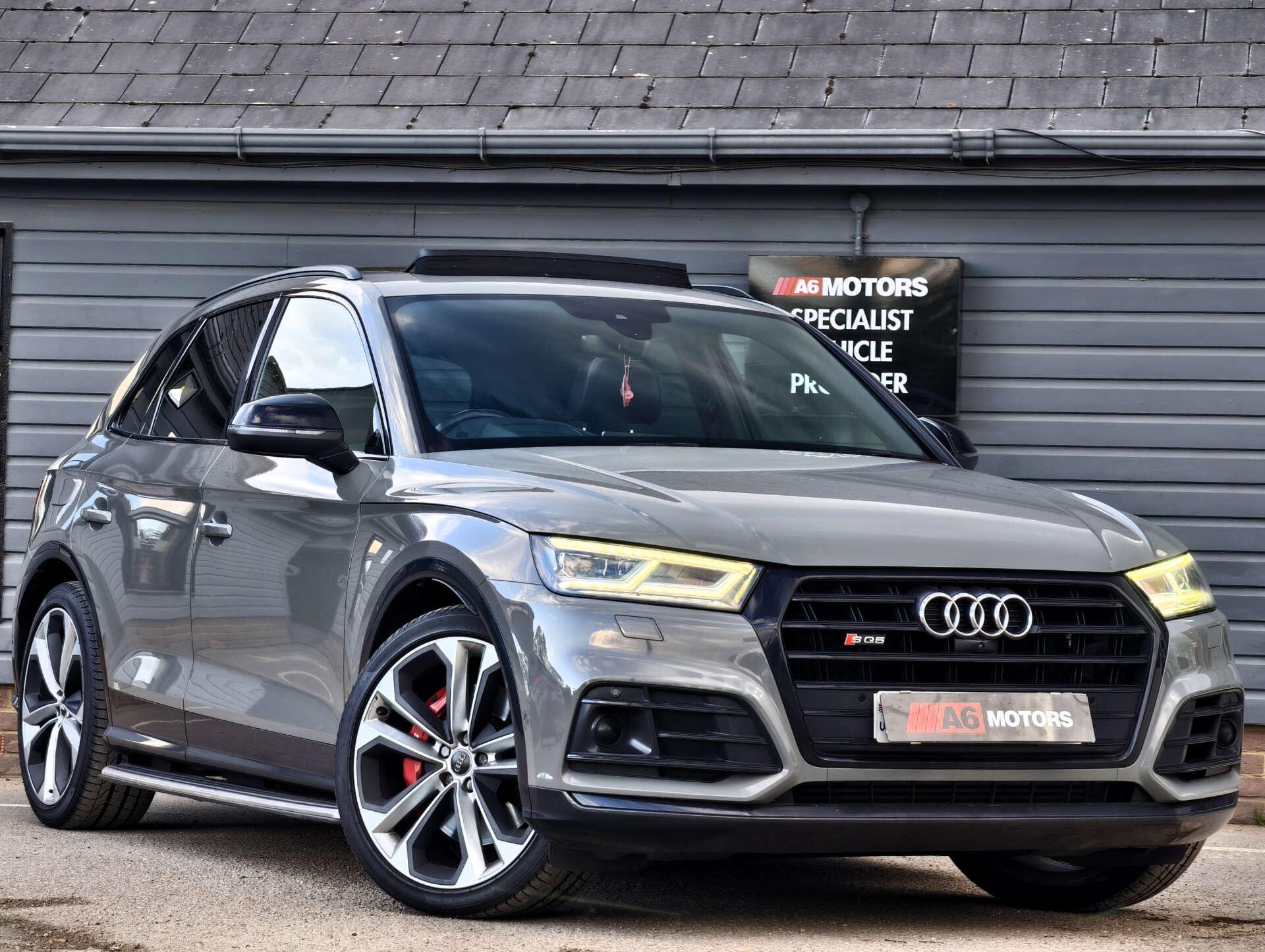 Audi SQ5 view 5