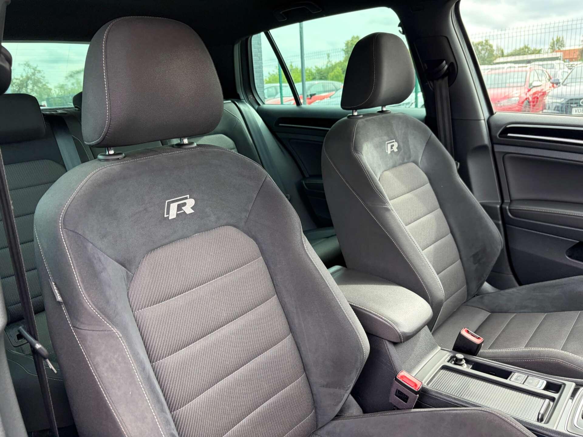Volkswagen Golf view 36