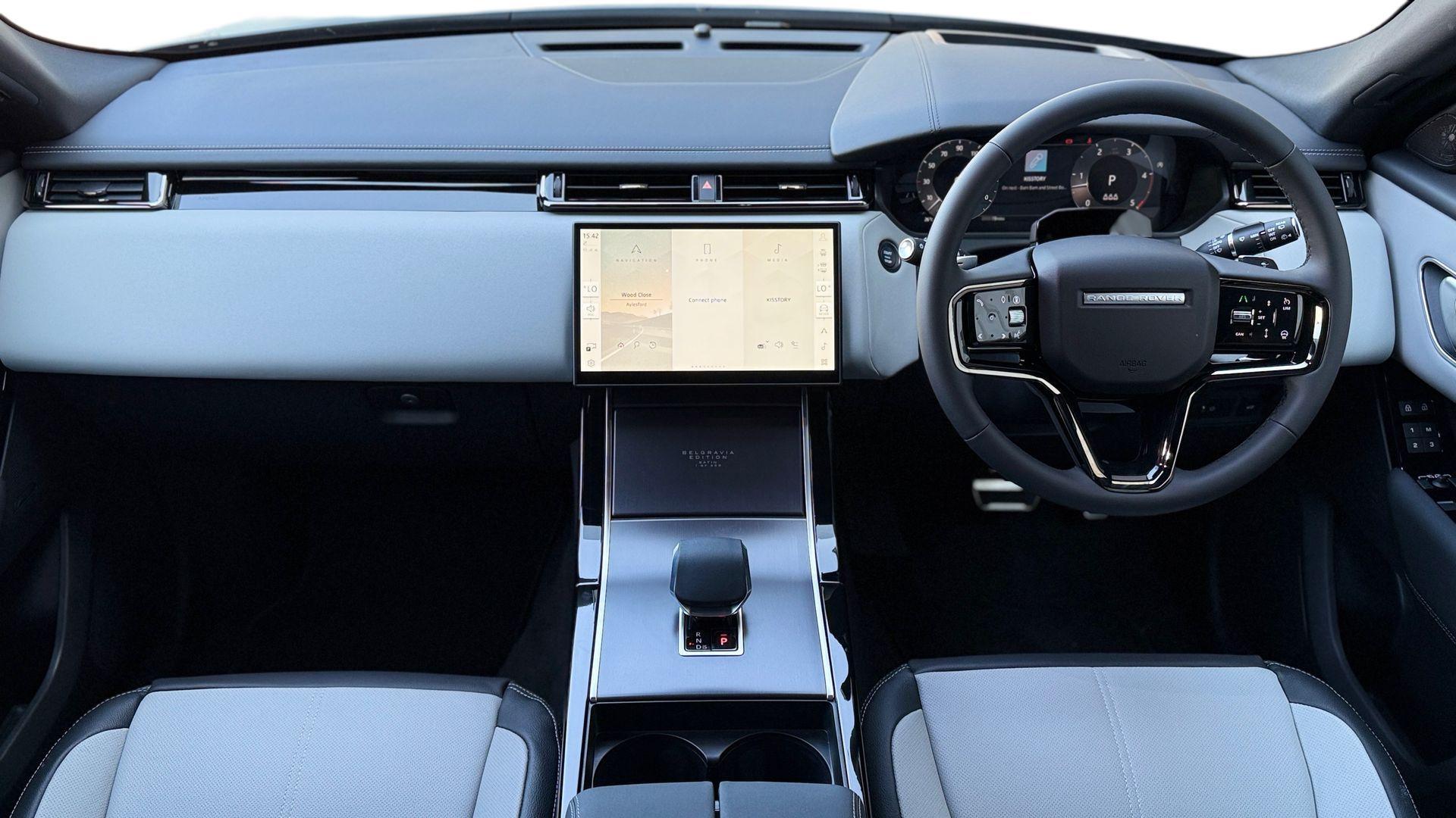 Land Rover Range Rover Velar view 11