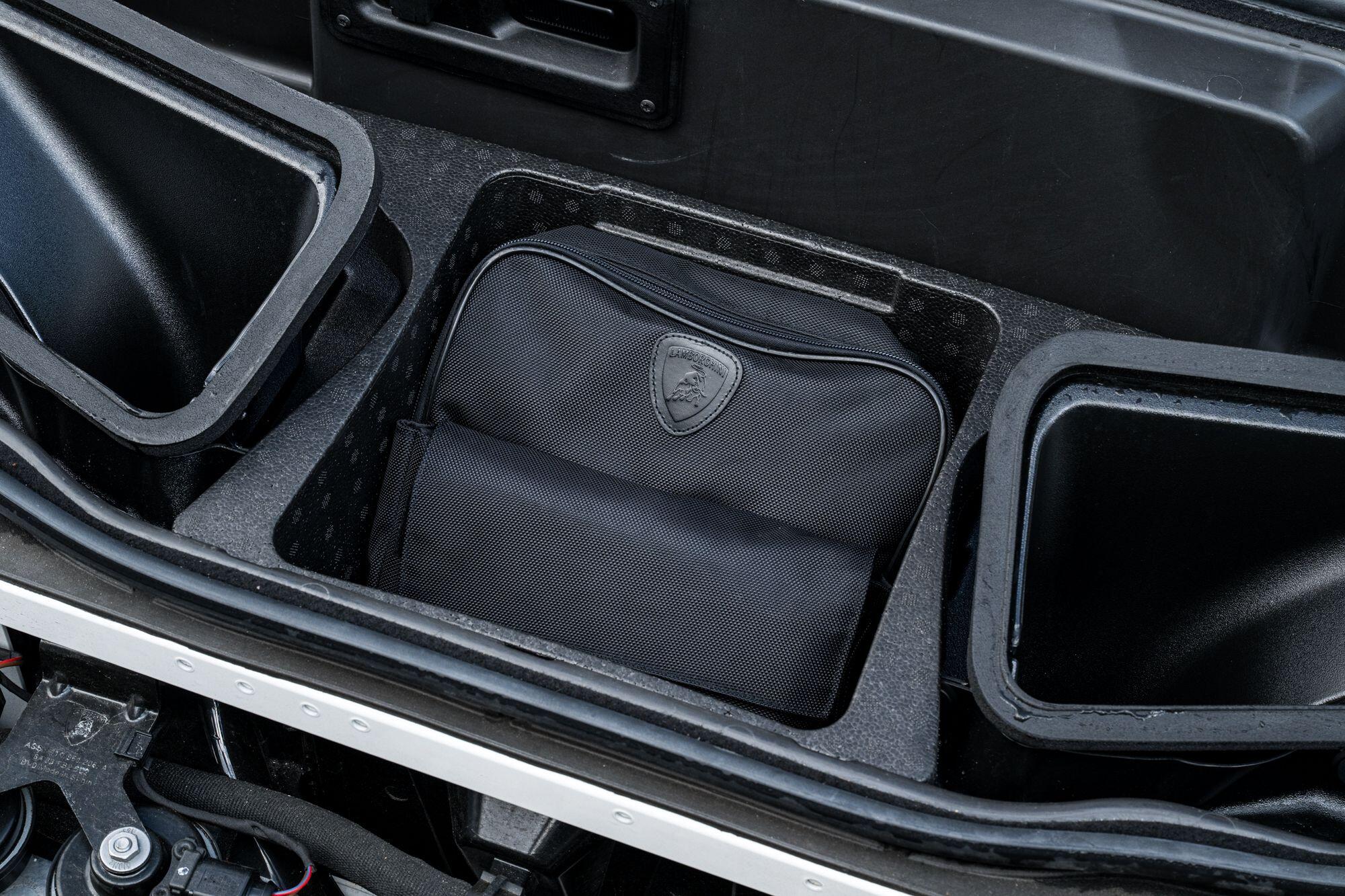 Lamborghini Huracan view 38