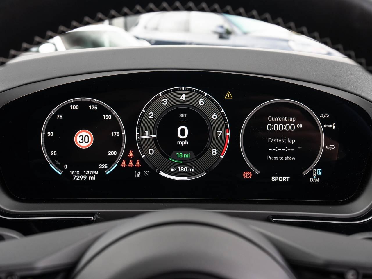 Porsche Cayenne view 26