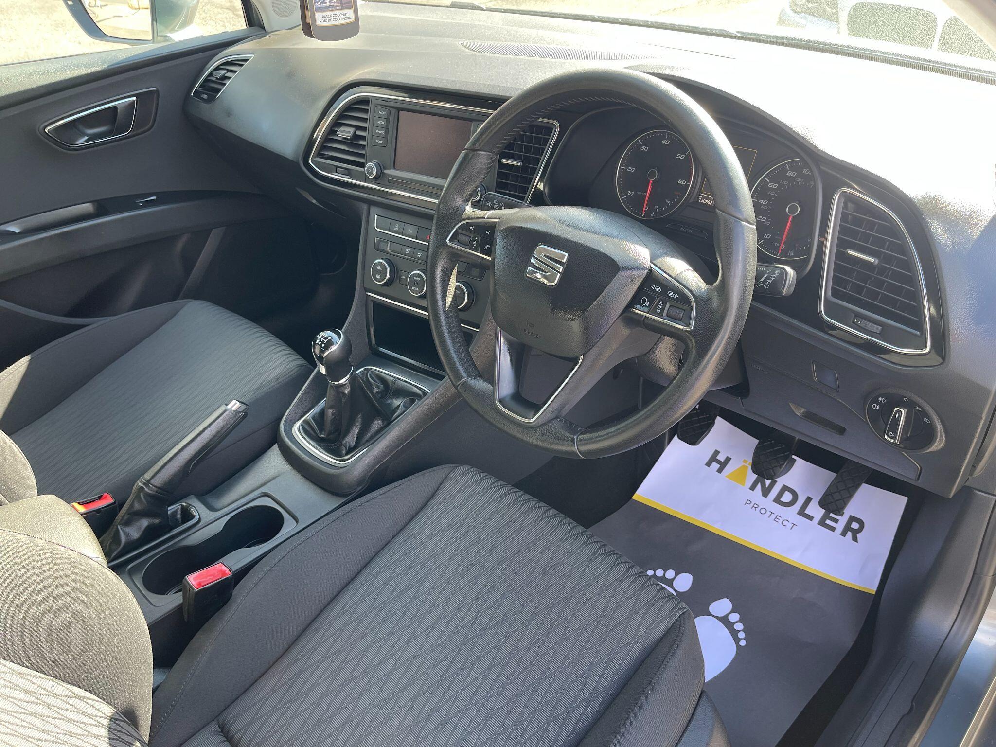 SEAT Leon view 23
