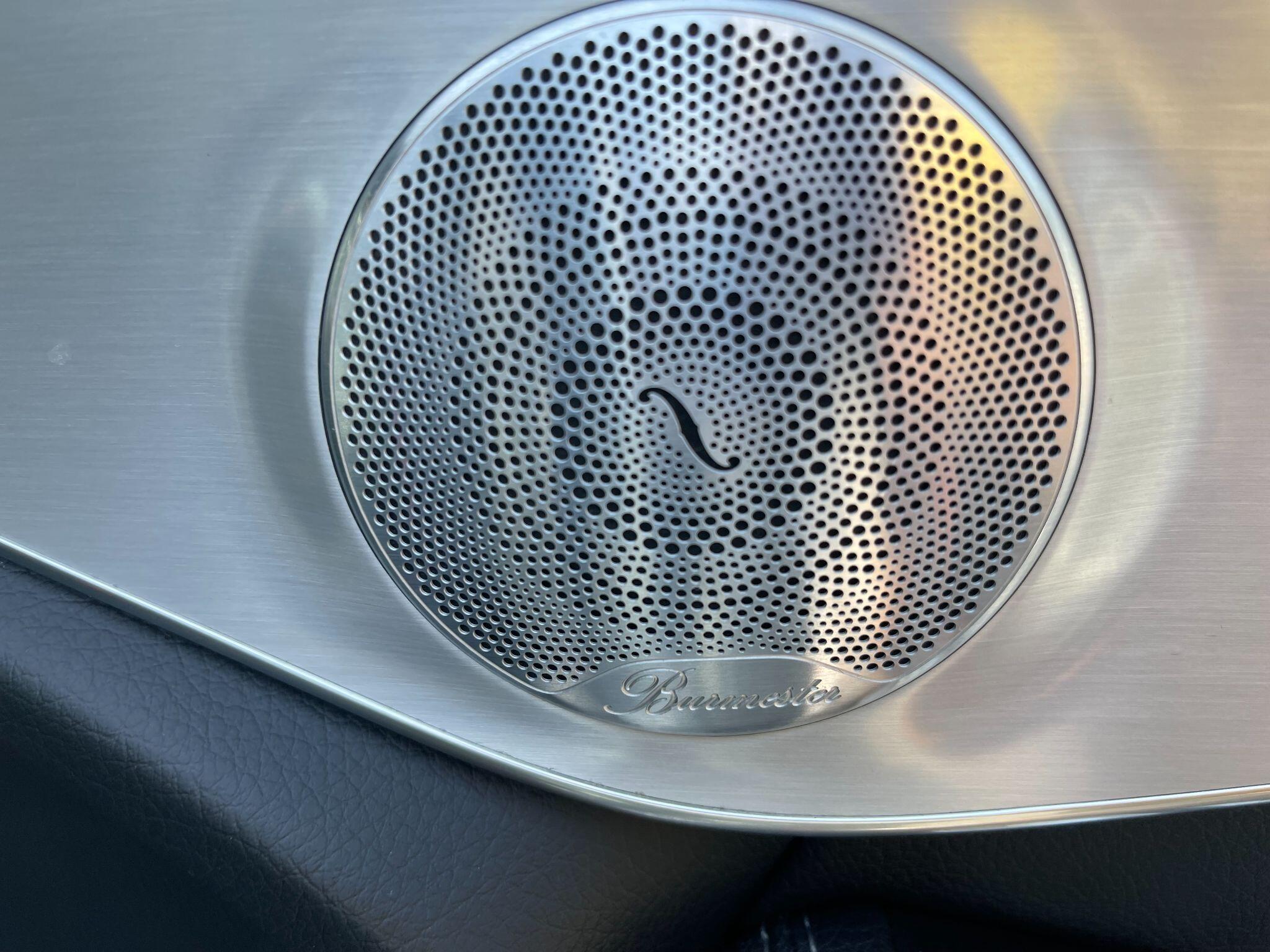 Mercedes-Benz GLC view 28