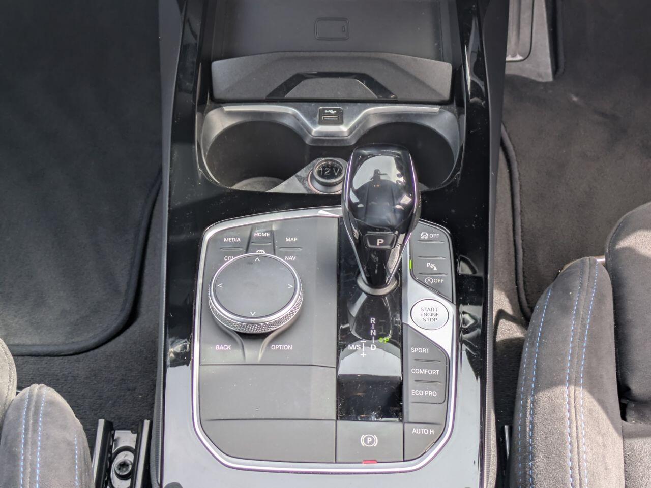 BMW 1 Series view 12