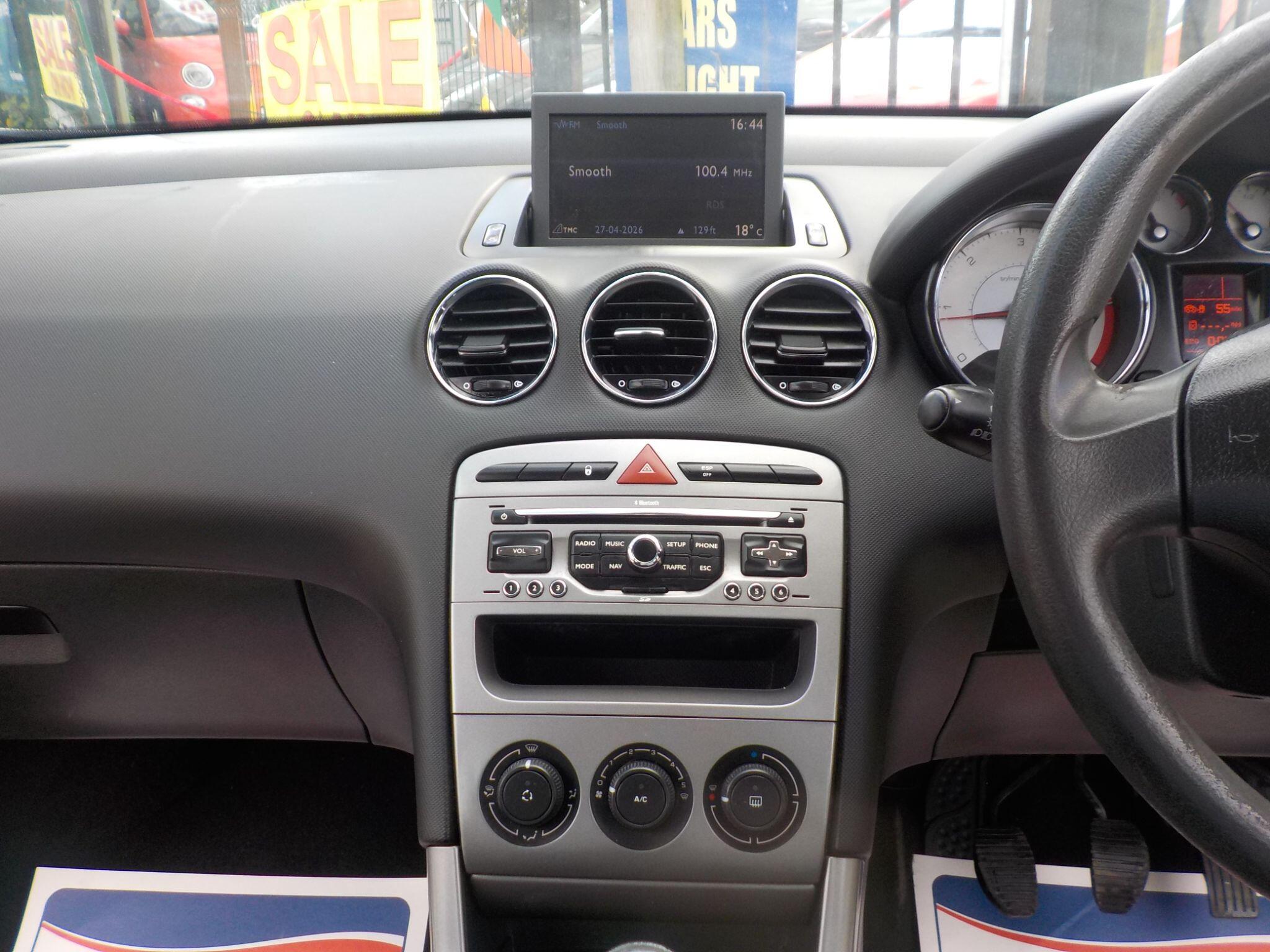 Peugeot 308 1.6 e-HDi SR Euro 5 (s/s) 5dr