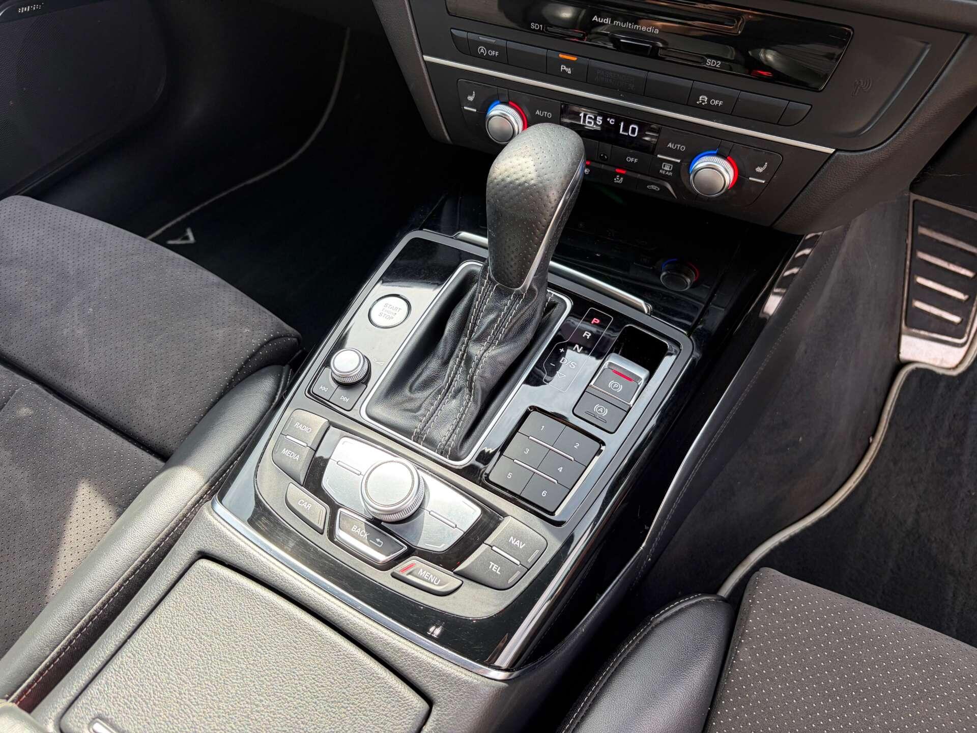 Audi A6 view 43