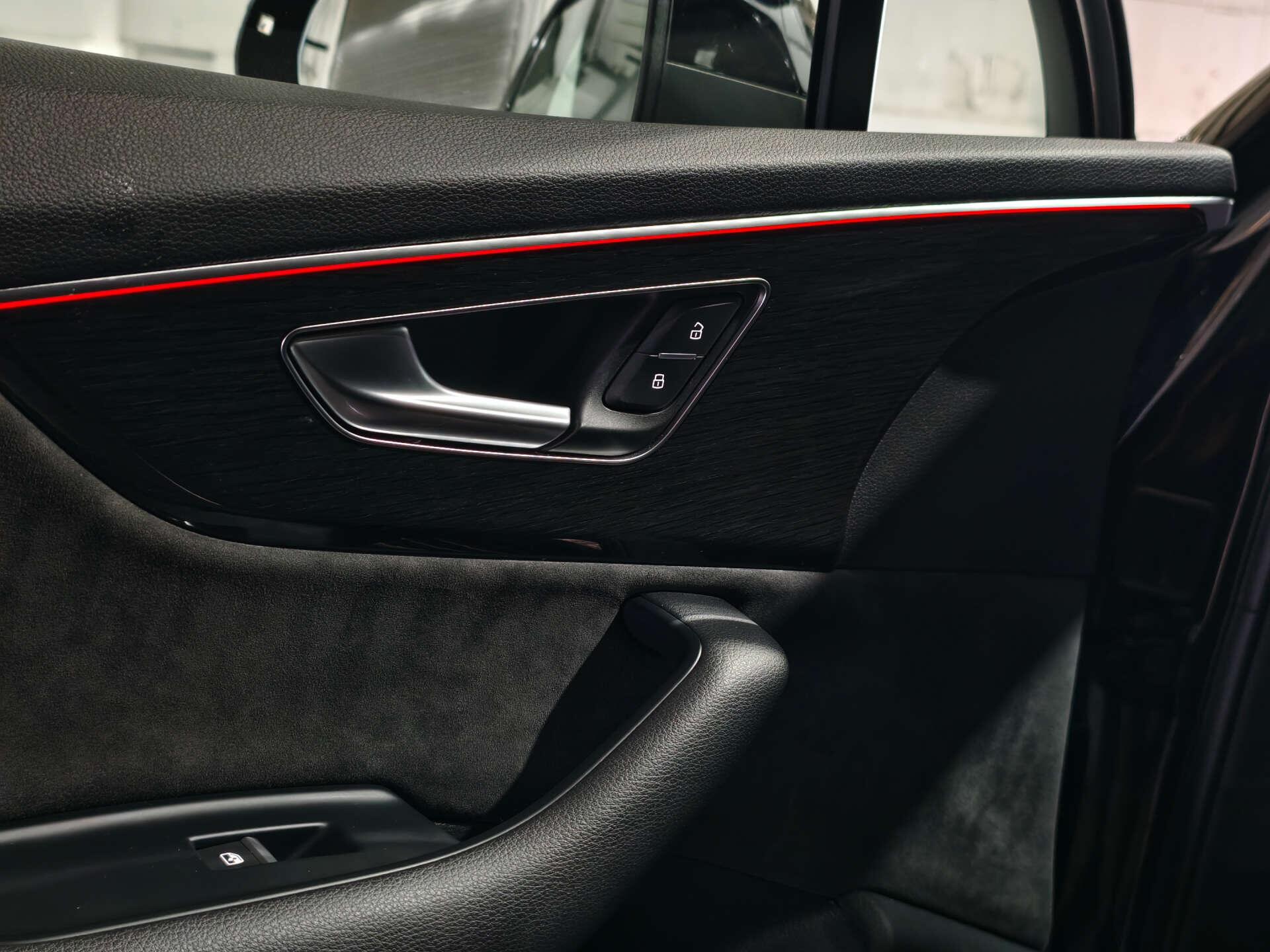 Audi Q7 view 25
