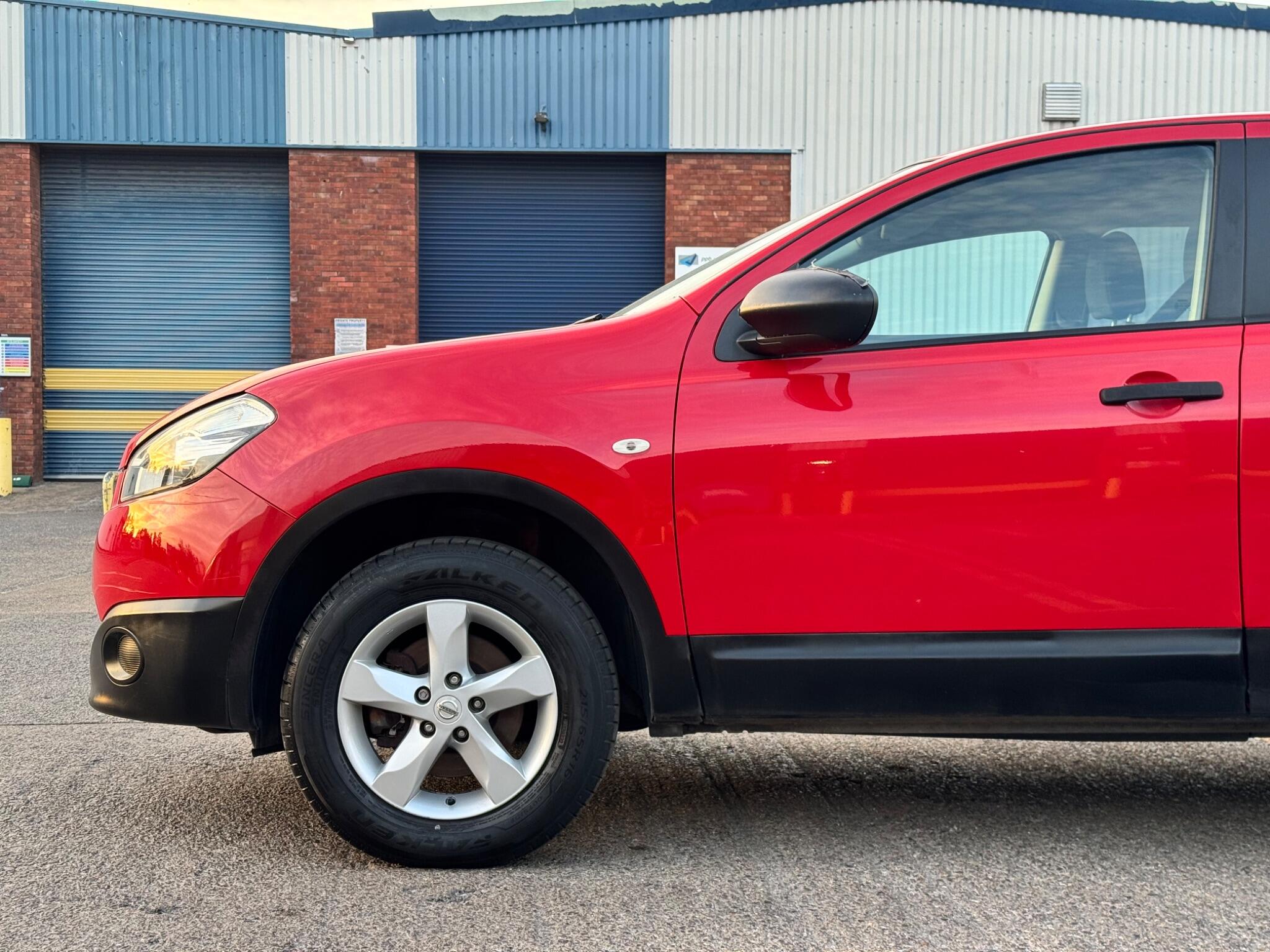 Nissan Qashqai+2 view 38