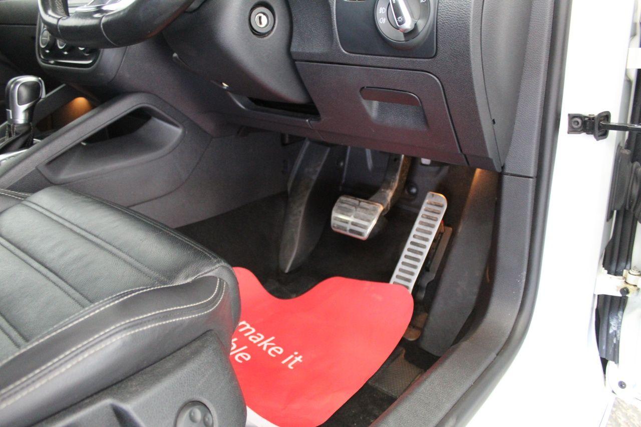 Volkswagen Scirocco view 44