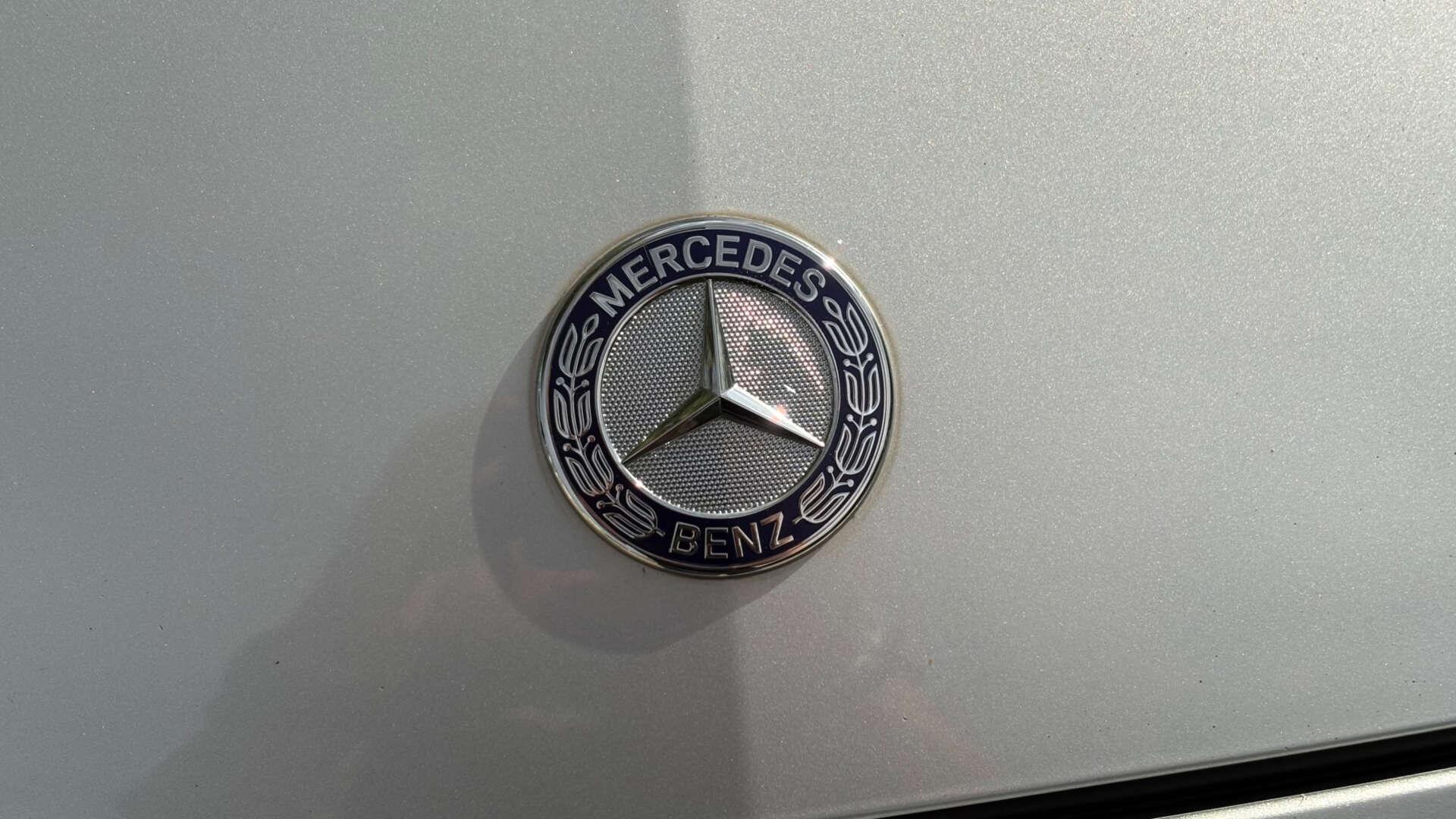 Mercedes-Benz C-Class view 34