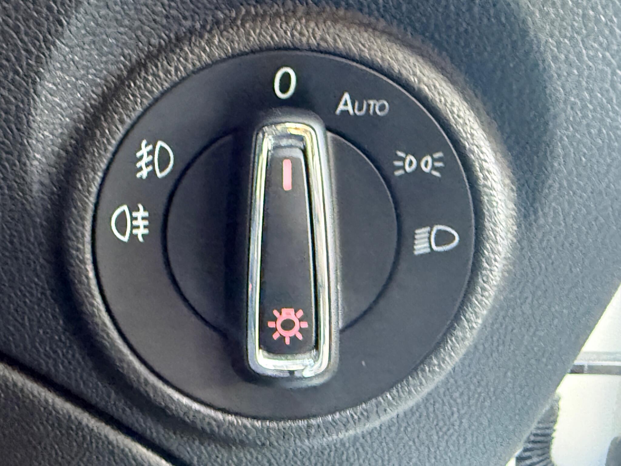 2018 SEAT Leon image 28