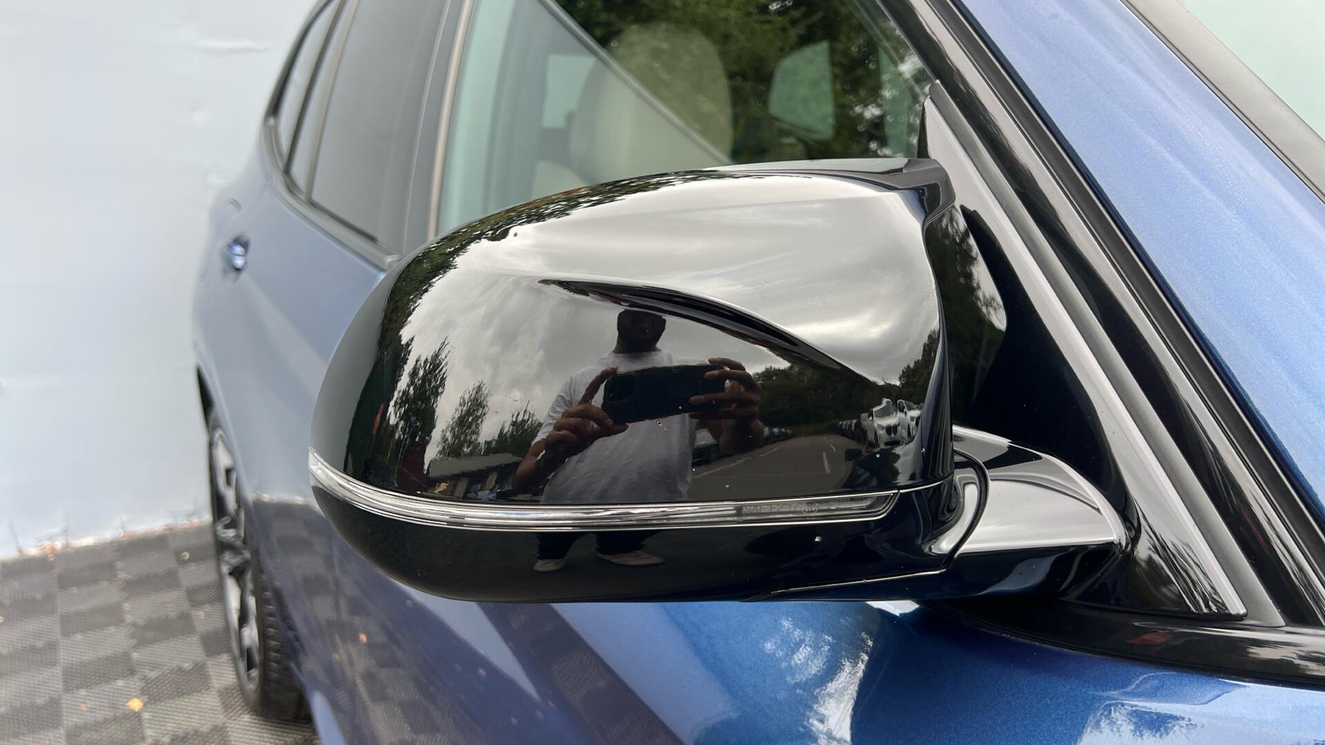 BMW X3 view 26