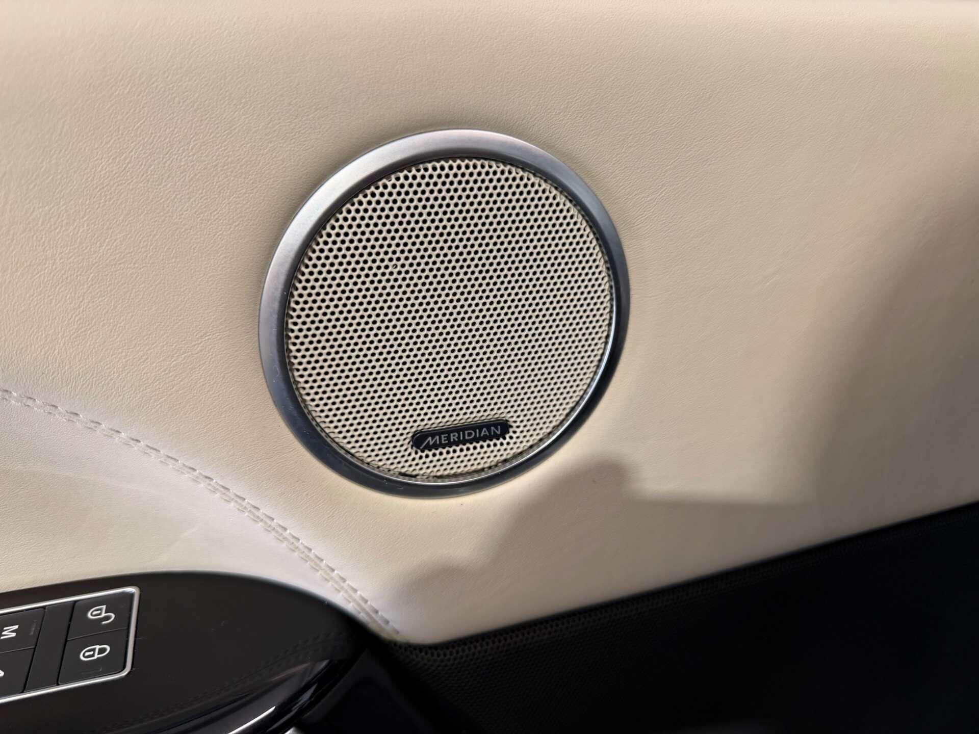 Land Rover Range Rover view 75