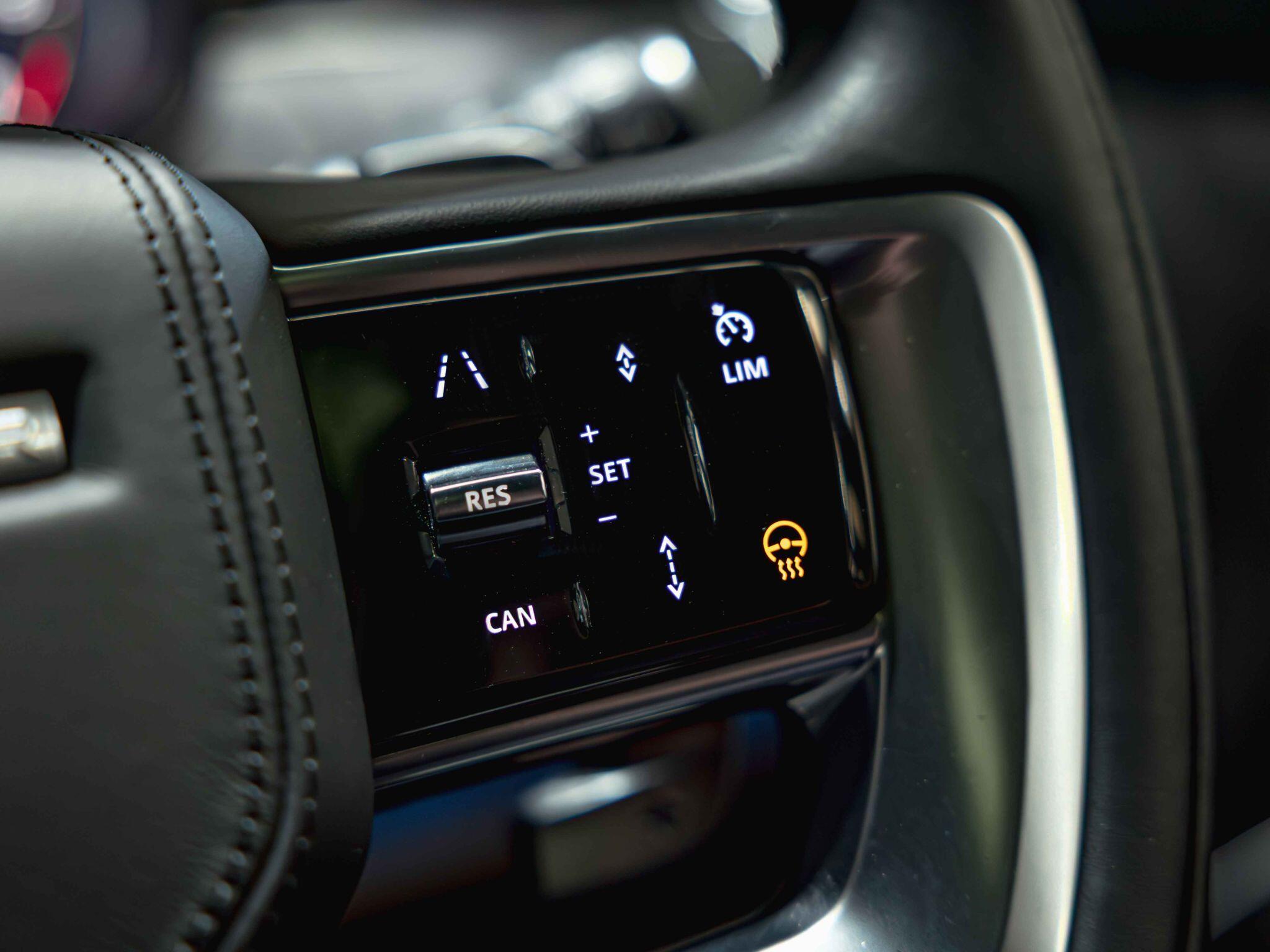 Land Rover Range Rover view 17