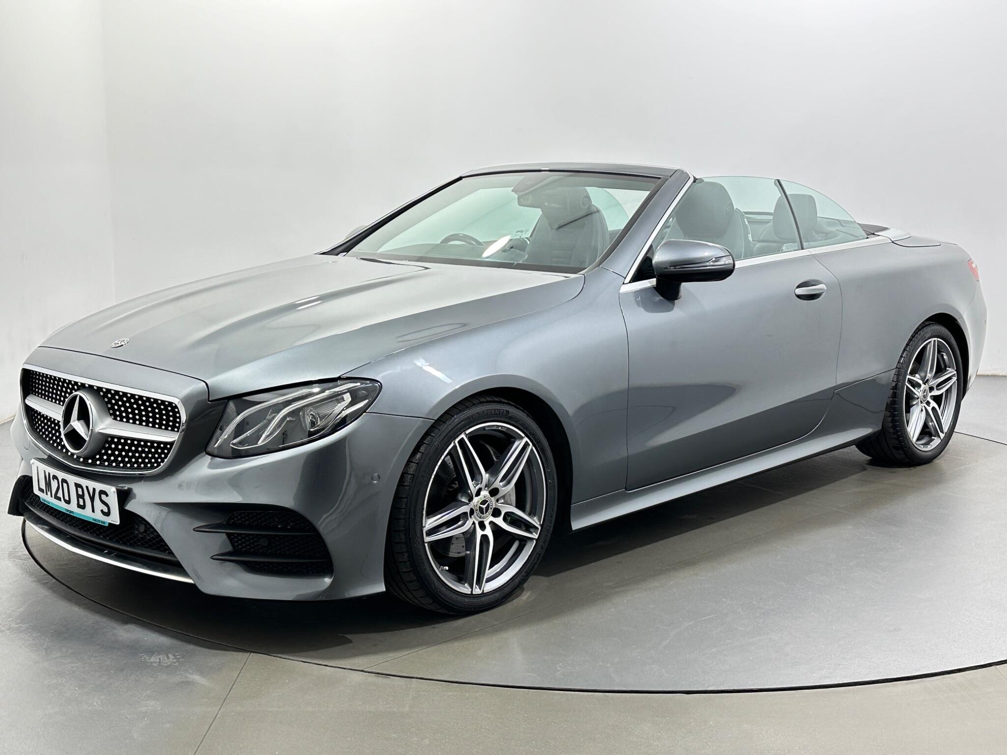 Mercedes-Benz E-Class view 4