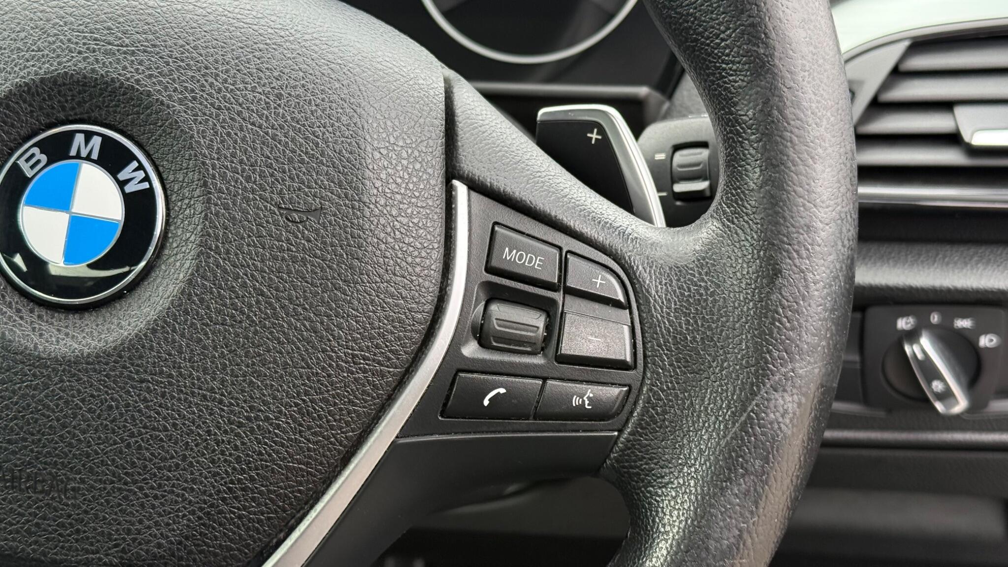 BMW 2 Series view 26