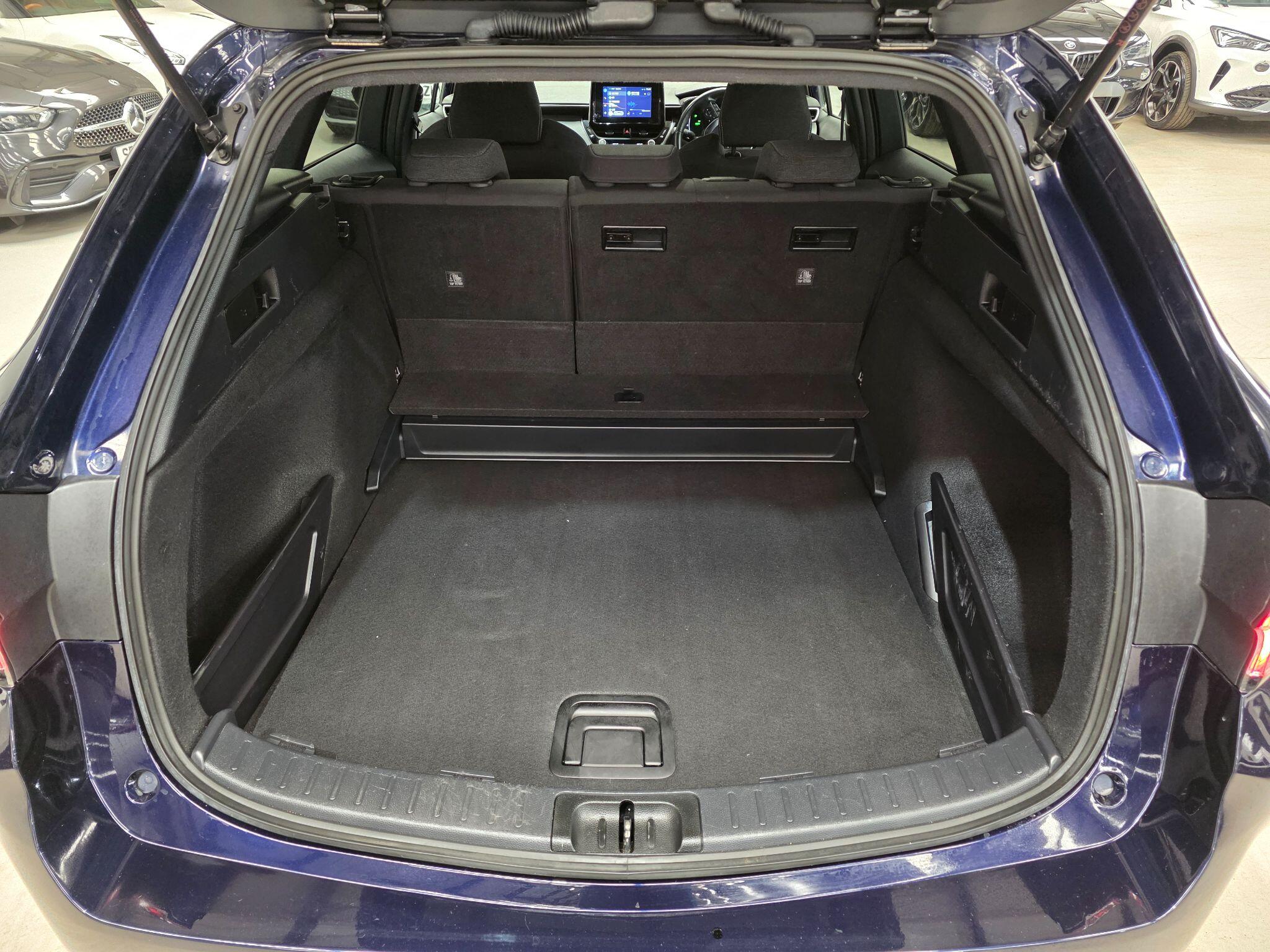 Suzuki Swace view 26