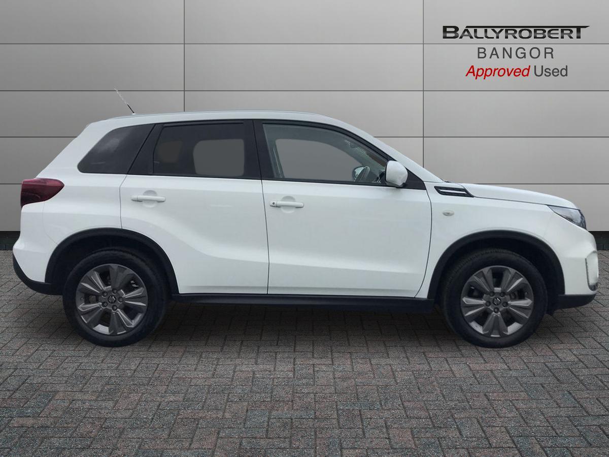 Suzuki Vitara view 9